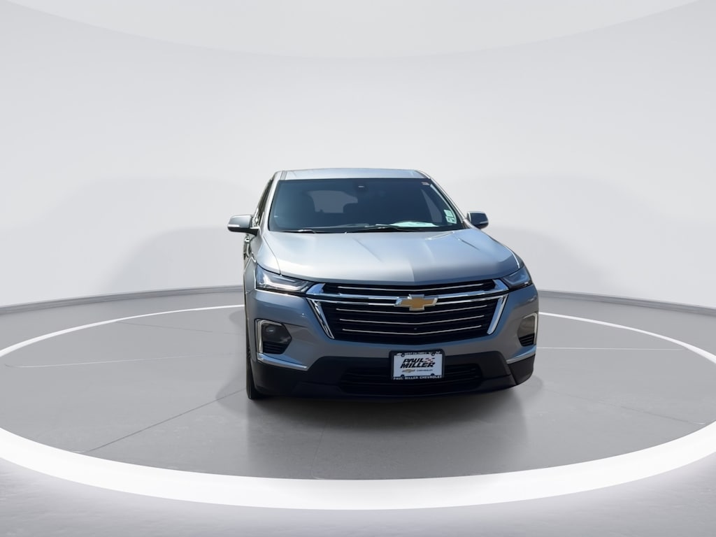 Used 2023 Chevrolet Traverse LT Cloth SUV