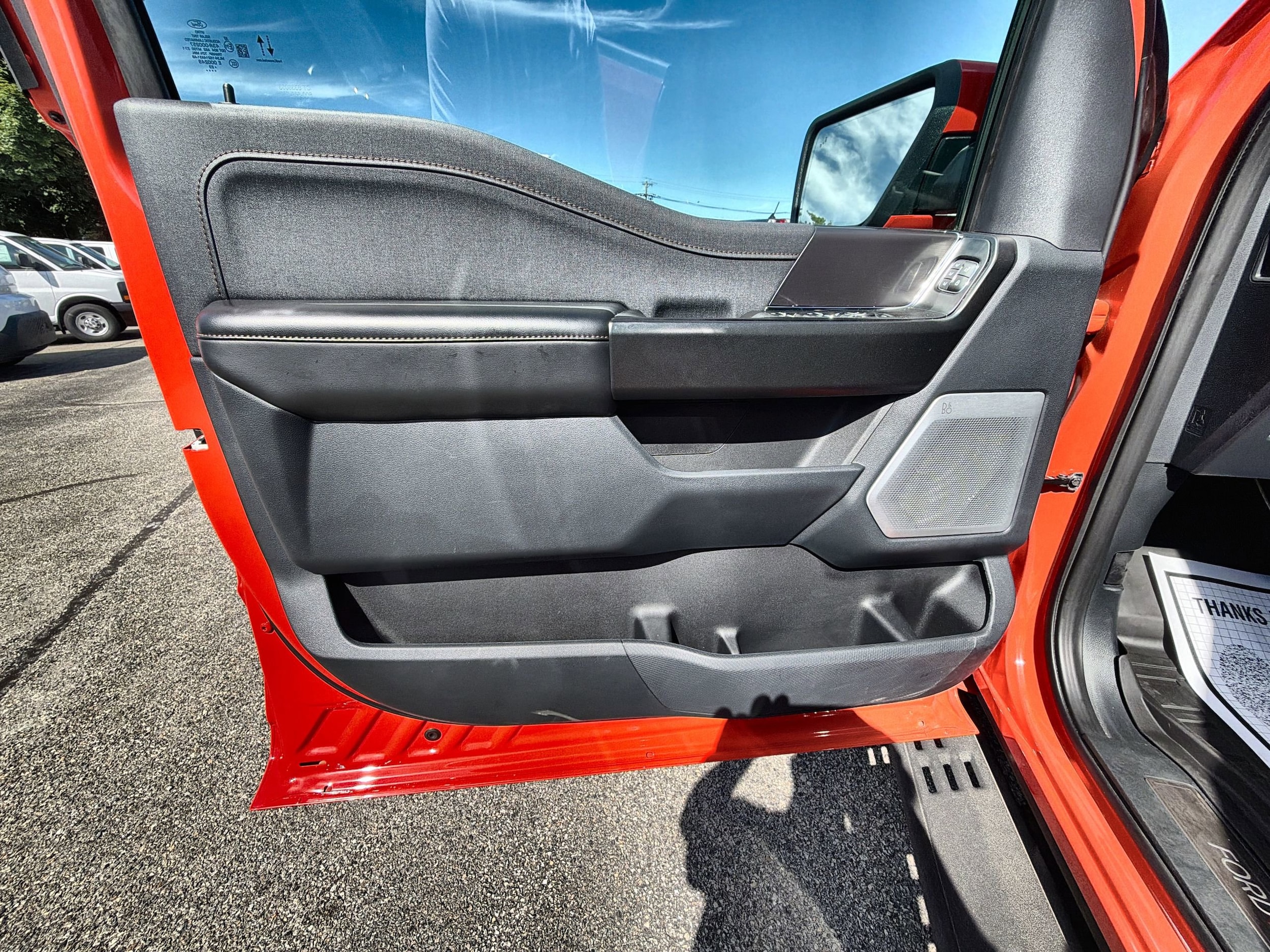 2023 Ford F-150 Raptor - Photo 23