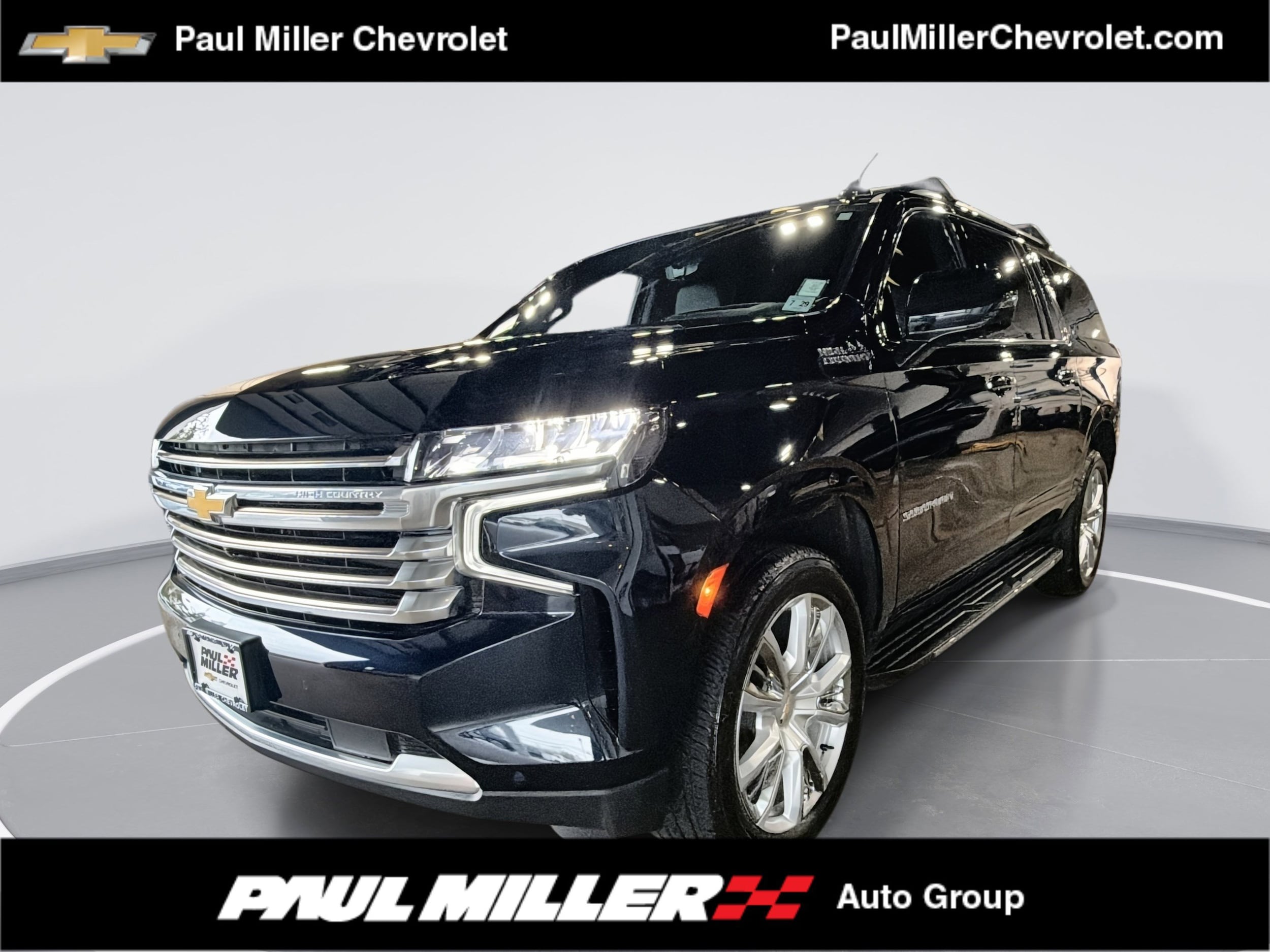 2024 Chevrolet Suburban 4WD 1500 High Country's photo