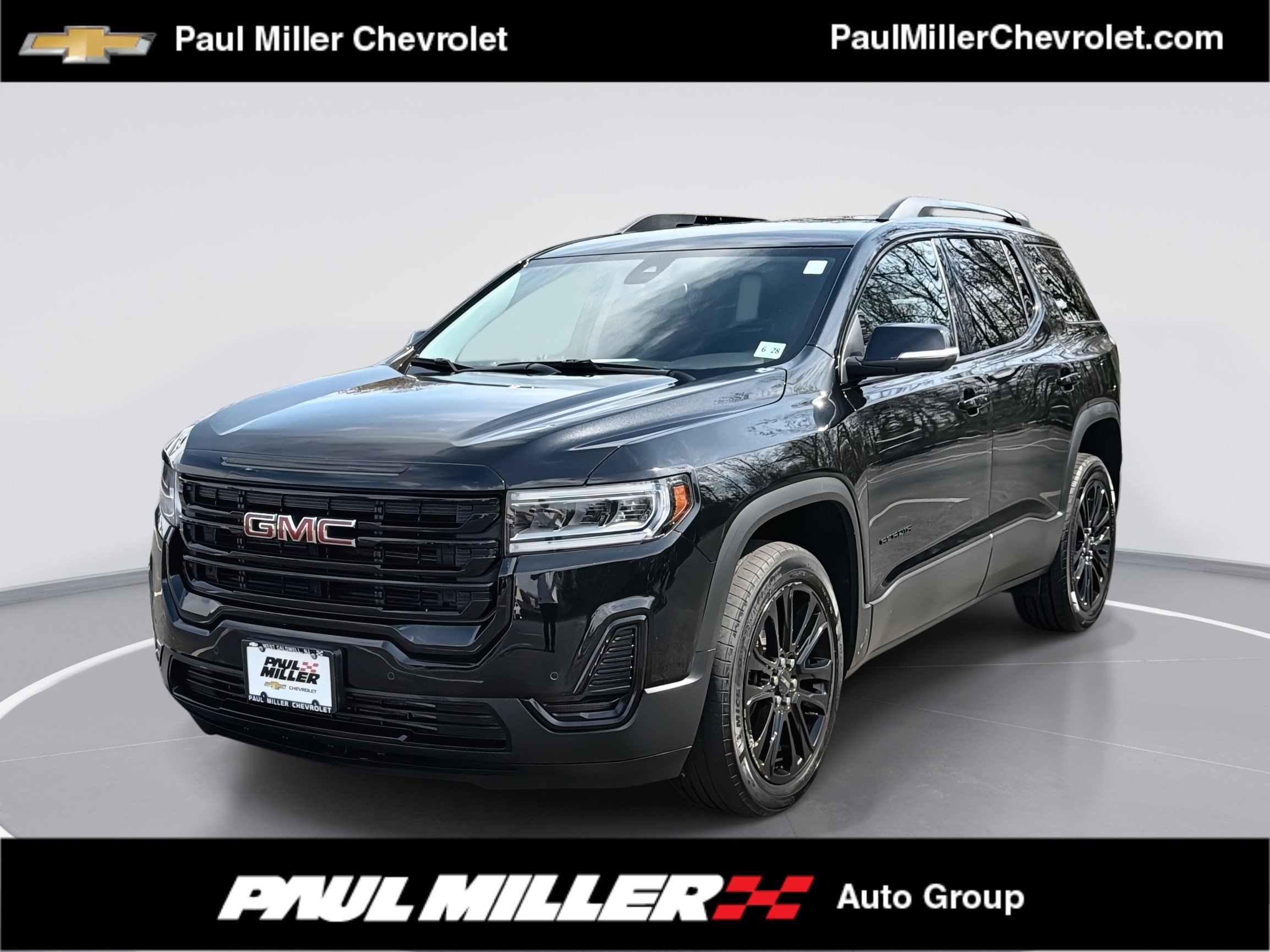 2023 GMC Acadia SLE AWD's photo