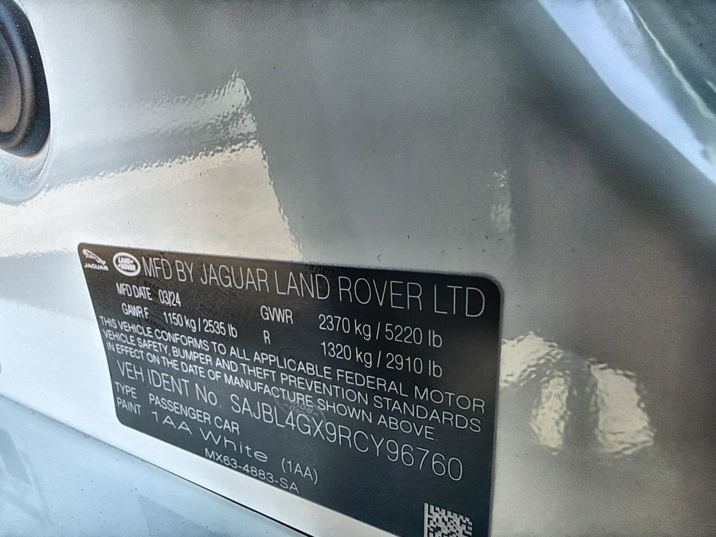 2024 Jaguar XF R-Dynamic SE - Photo 35