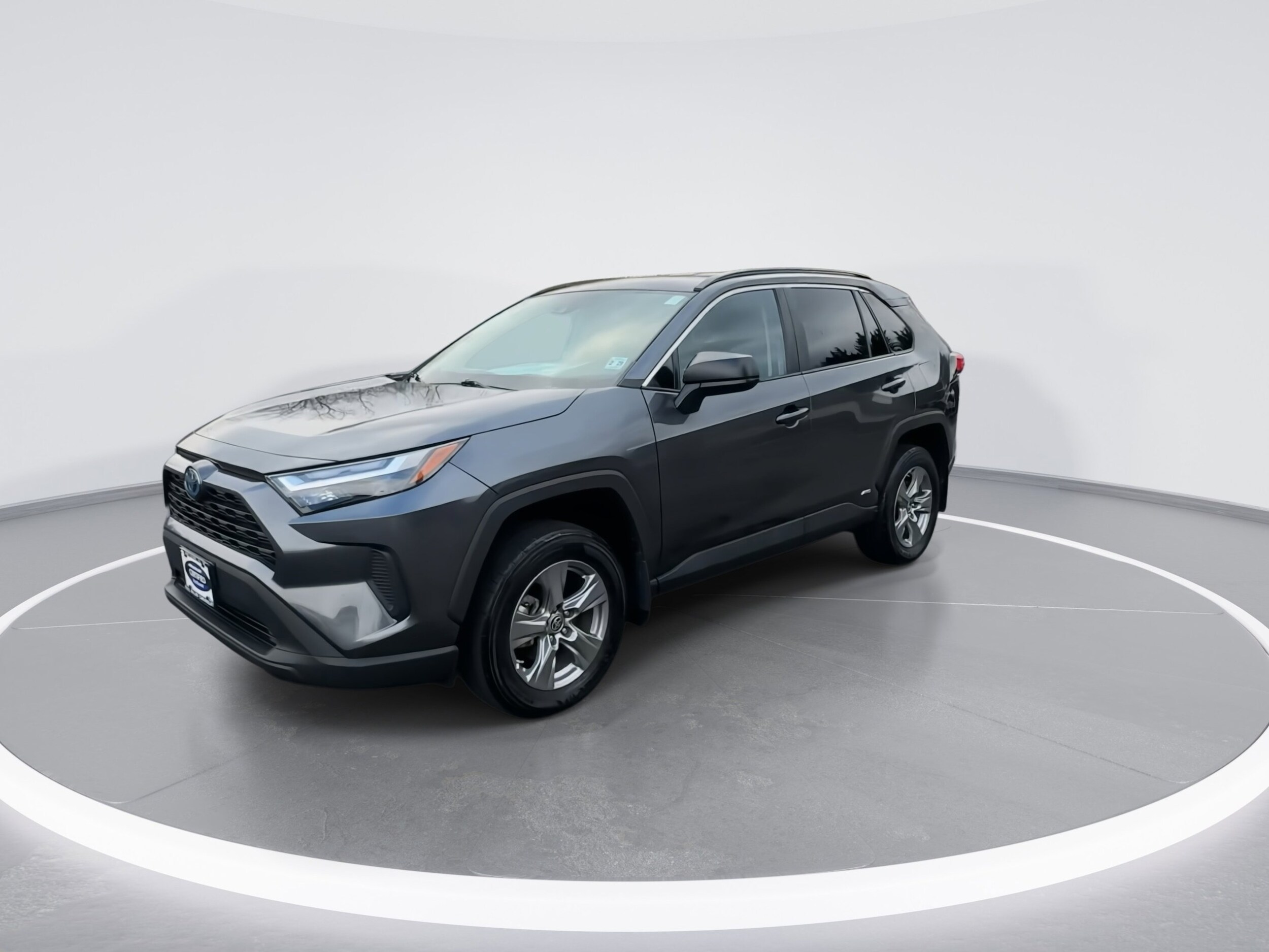 2024 Toyota RAV4 Hybrid LE photo 3