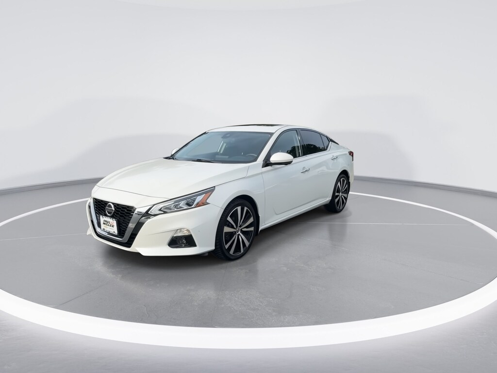 Used 2022 Nissan Altima Platinum Intelligent AWD Sedan