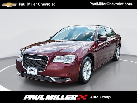 2018 Chrysler 300 Touring Sedan