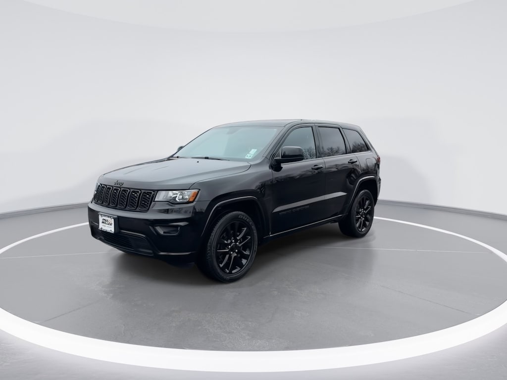 Used 2020 Jeep Grand Cherokee Altitude 4x4 SUV