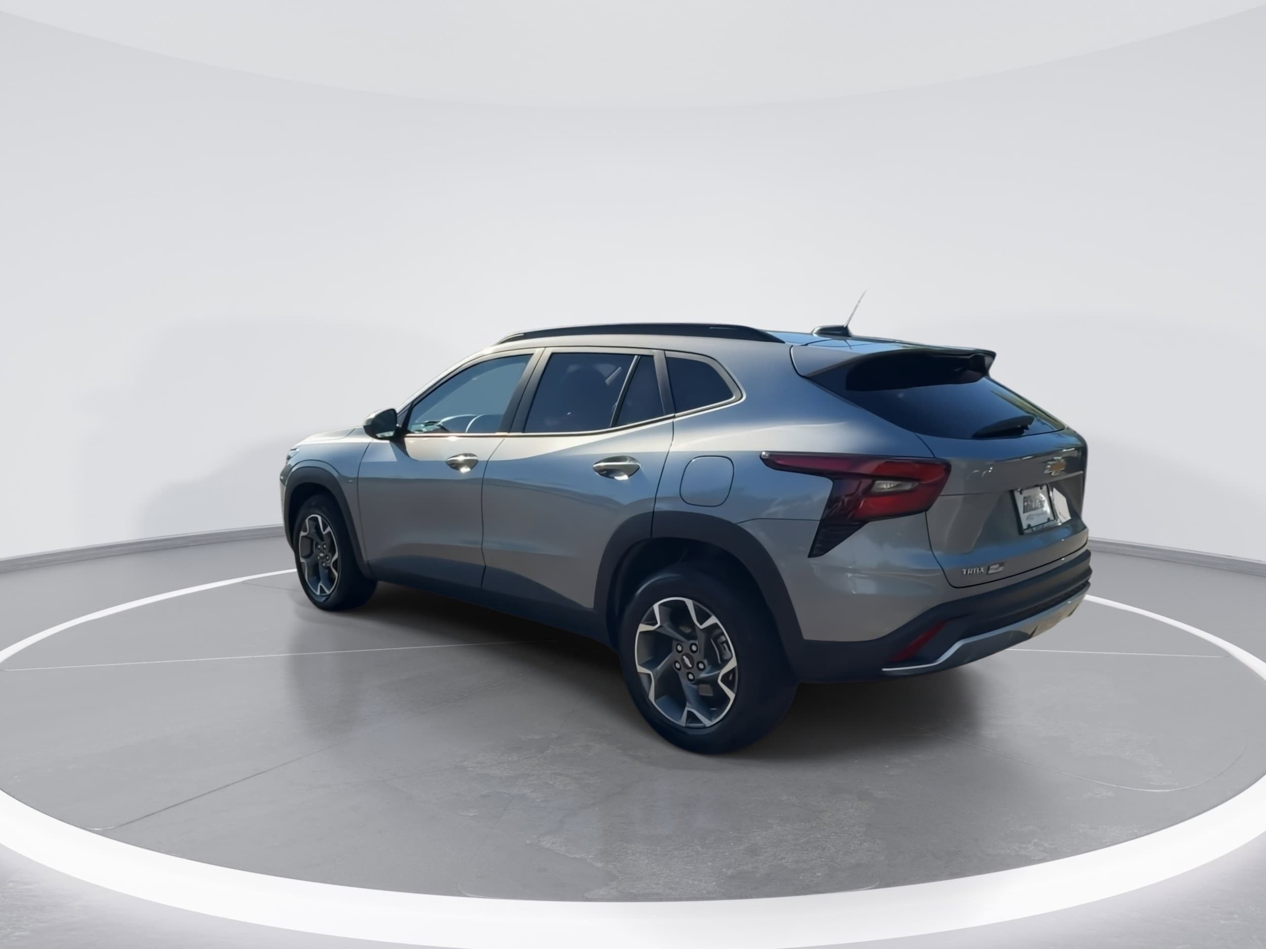 2024 Chevrolet Trax LT - Photo 6