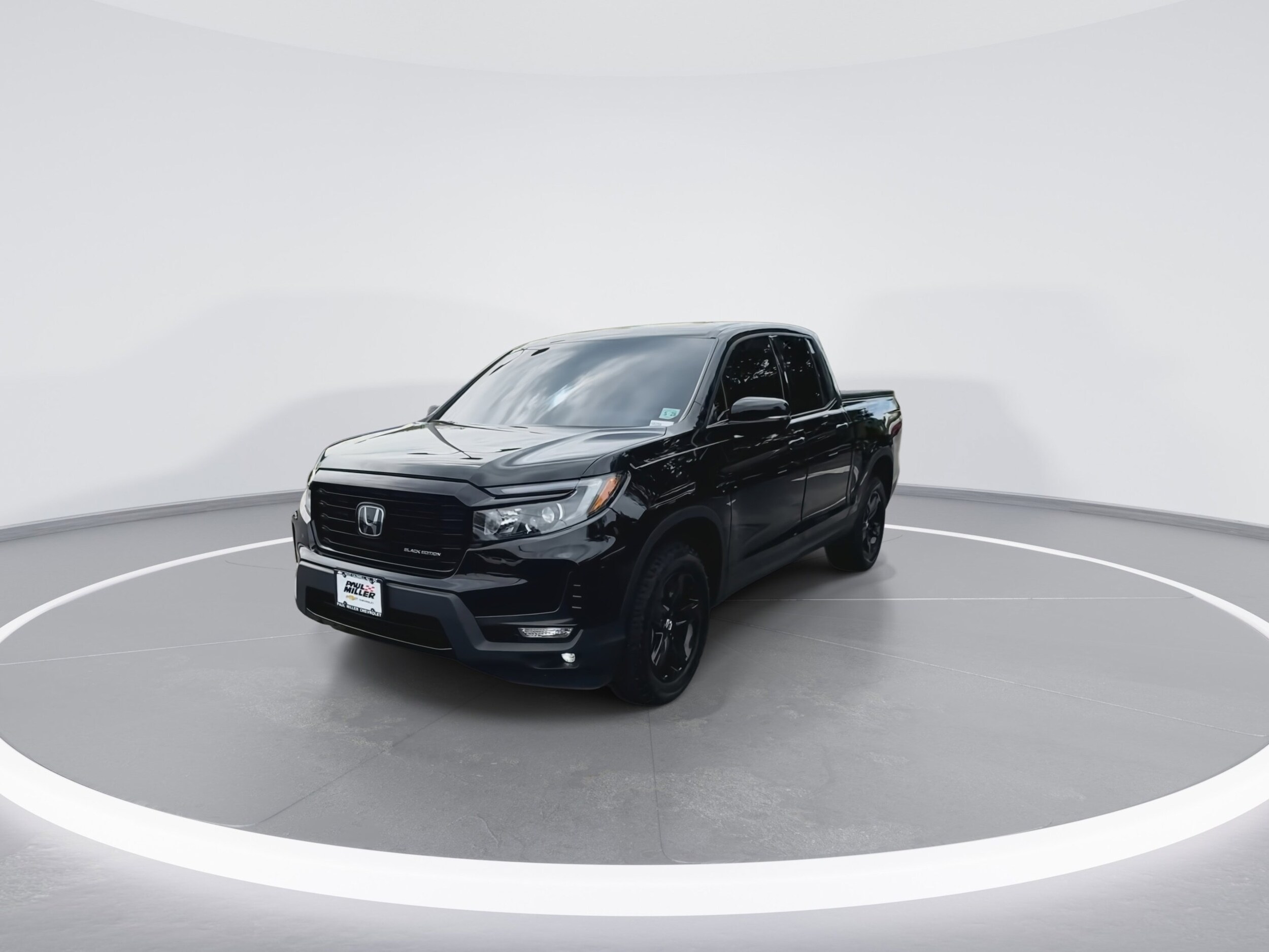 2023 Honda Ridgeline Black Edition photo 4