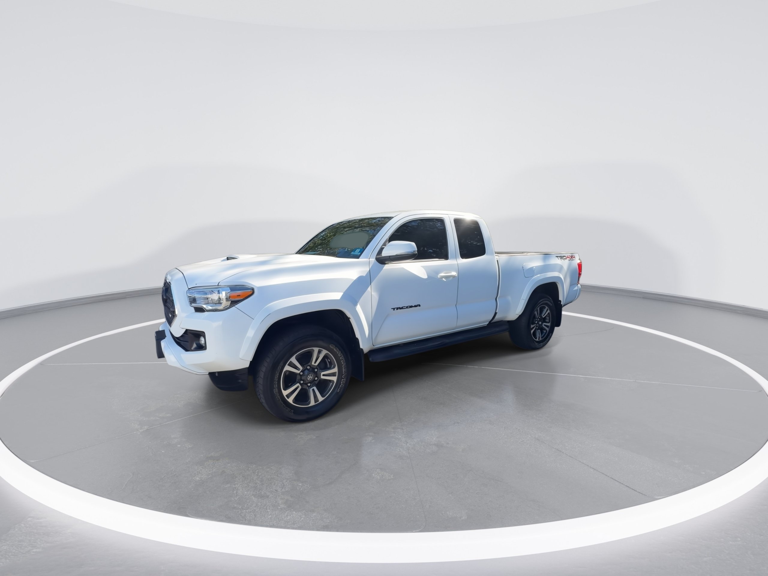 Used 2016 Toyota Tacoma SR5 Pickup