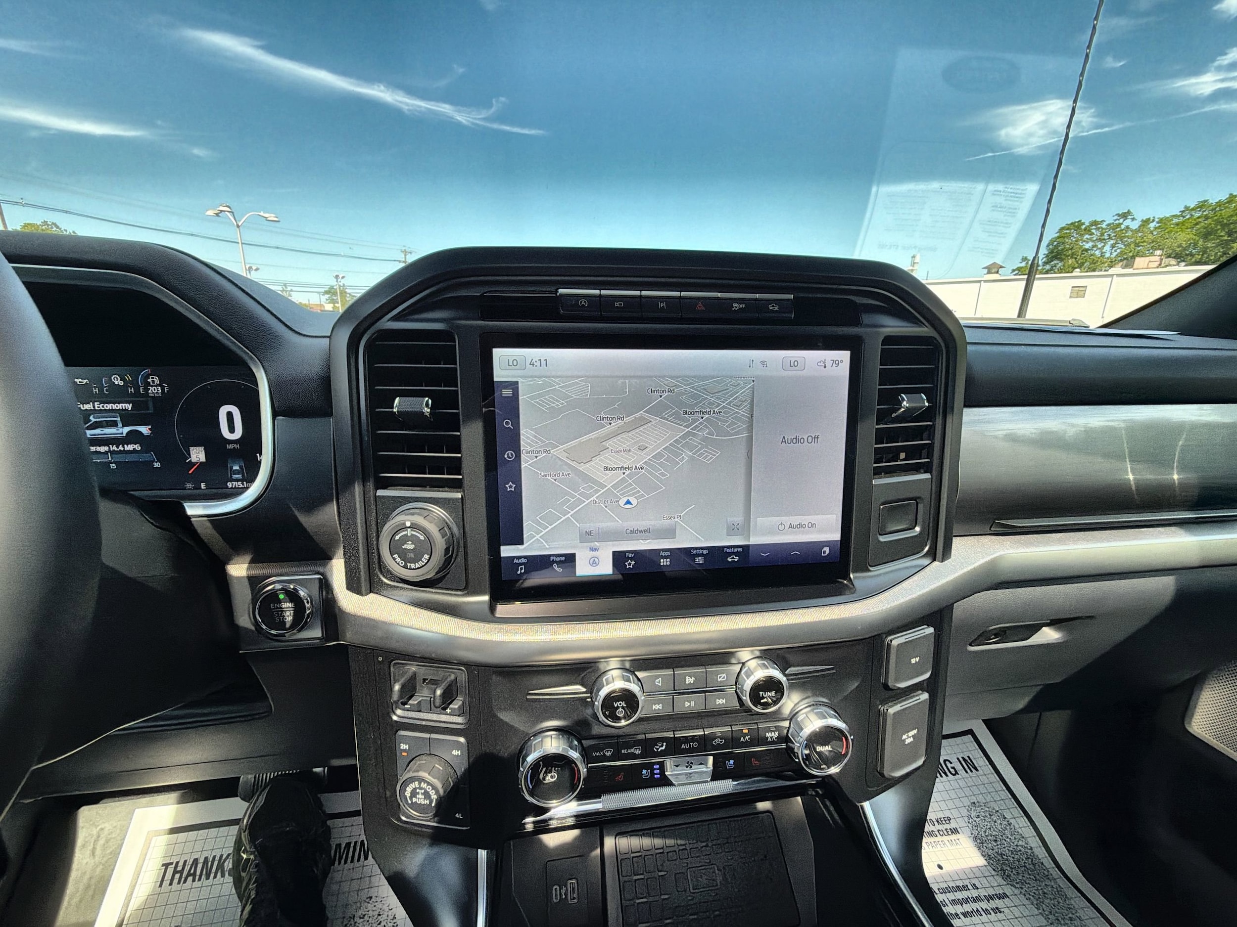 2023 Ford F-150 Raptor - Photo 18