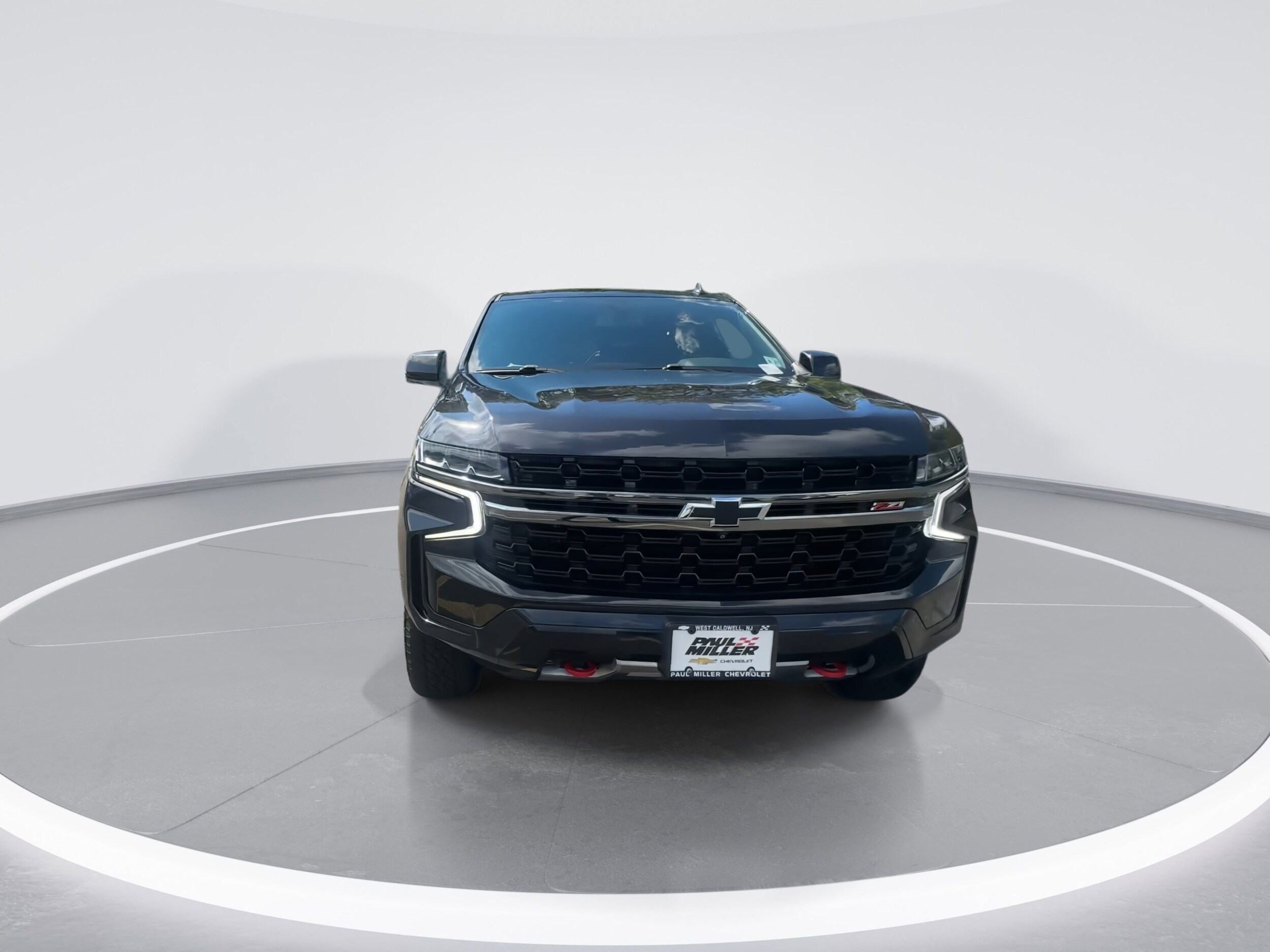 2022 Chevrolet Tahoe Z71 photo 2