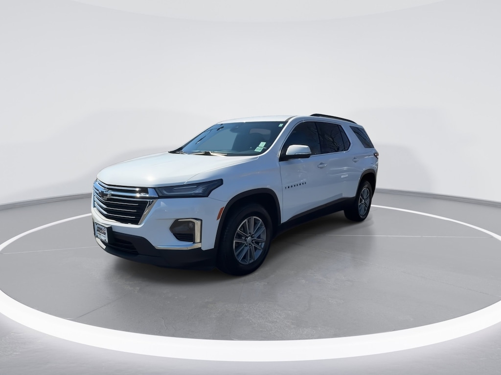 Used 2023 Chevrolet Traverse LT Cloth SUV