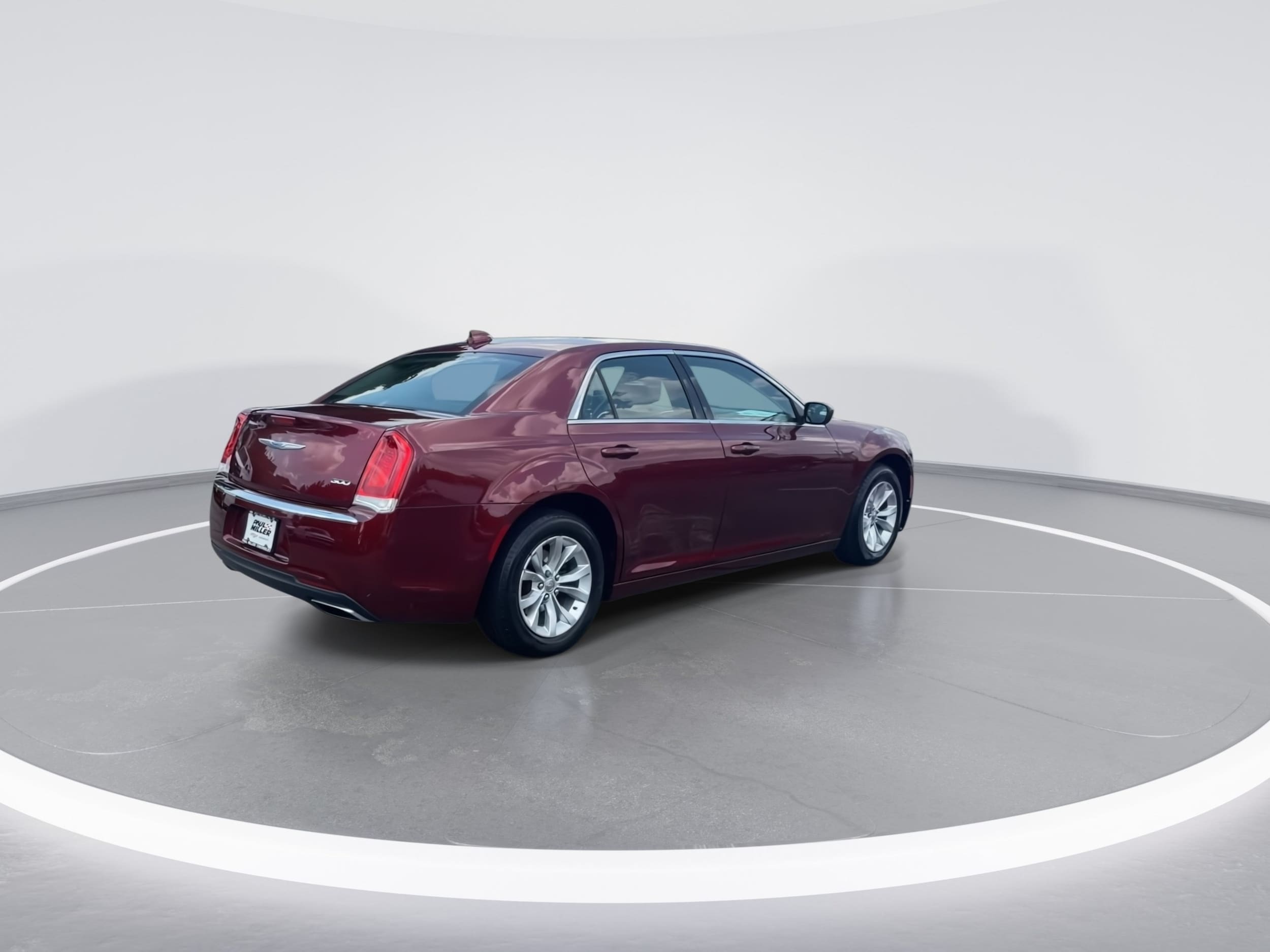 2018 Chrysler 300 Touring - Photo 8