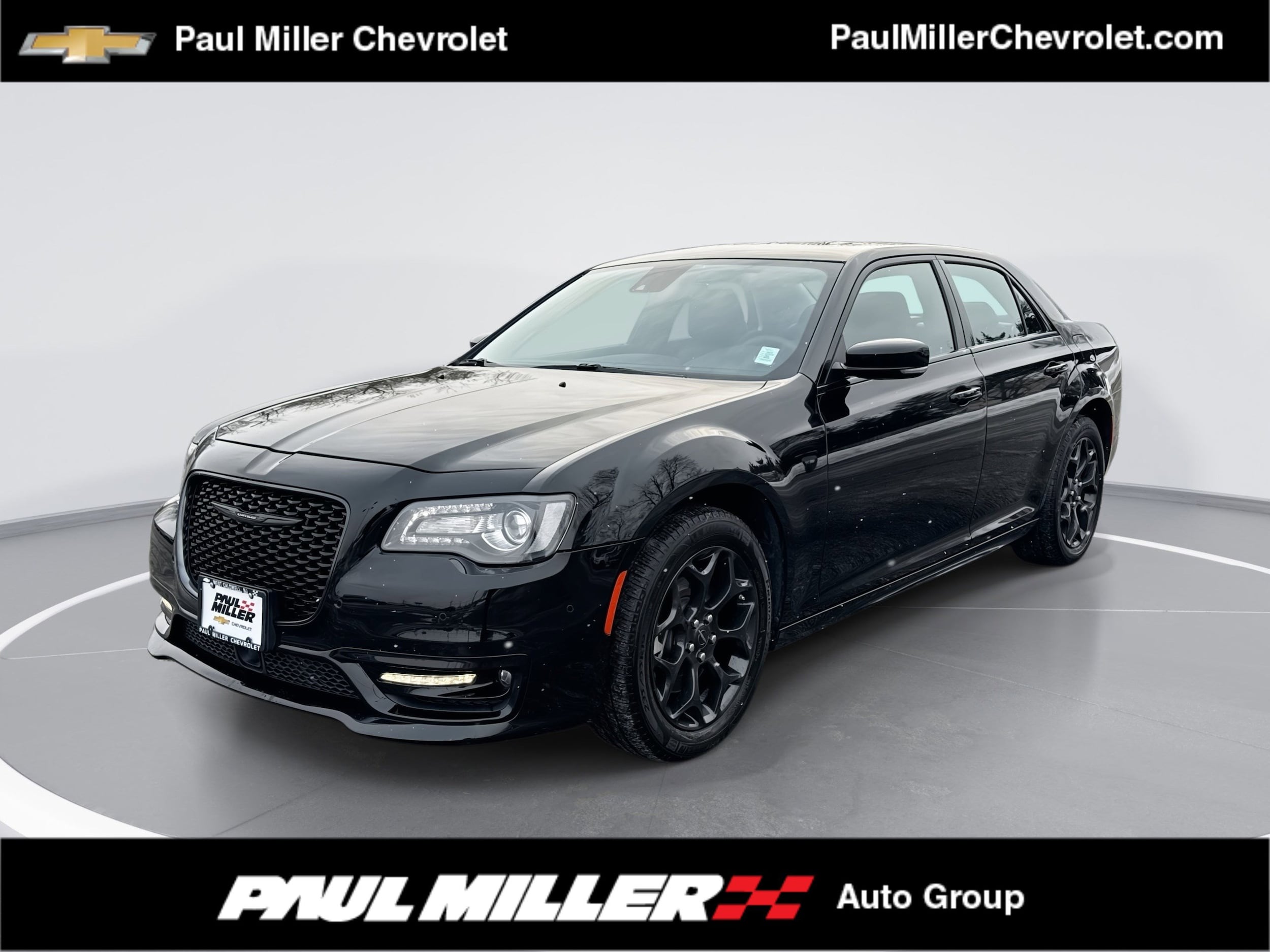 2023 Chrysler 300 Touring L