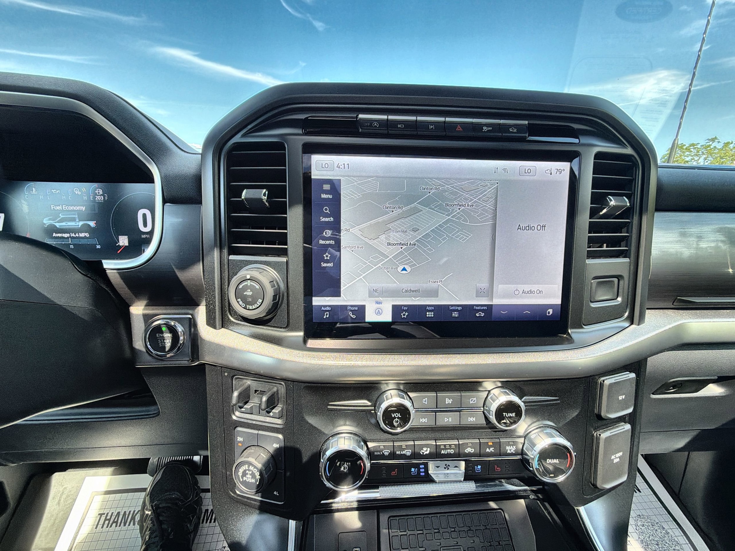 2023 Ford F-150 Raptor - Photo 17