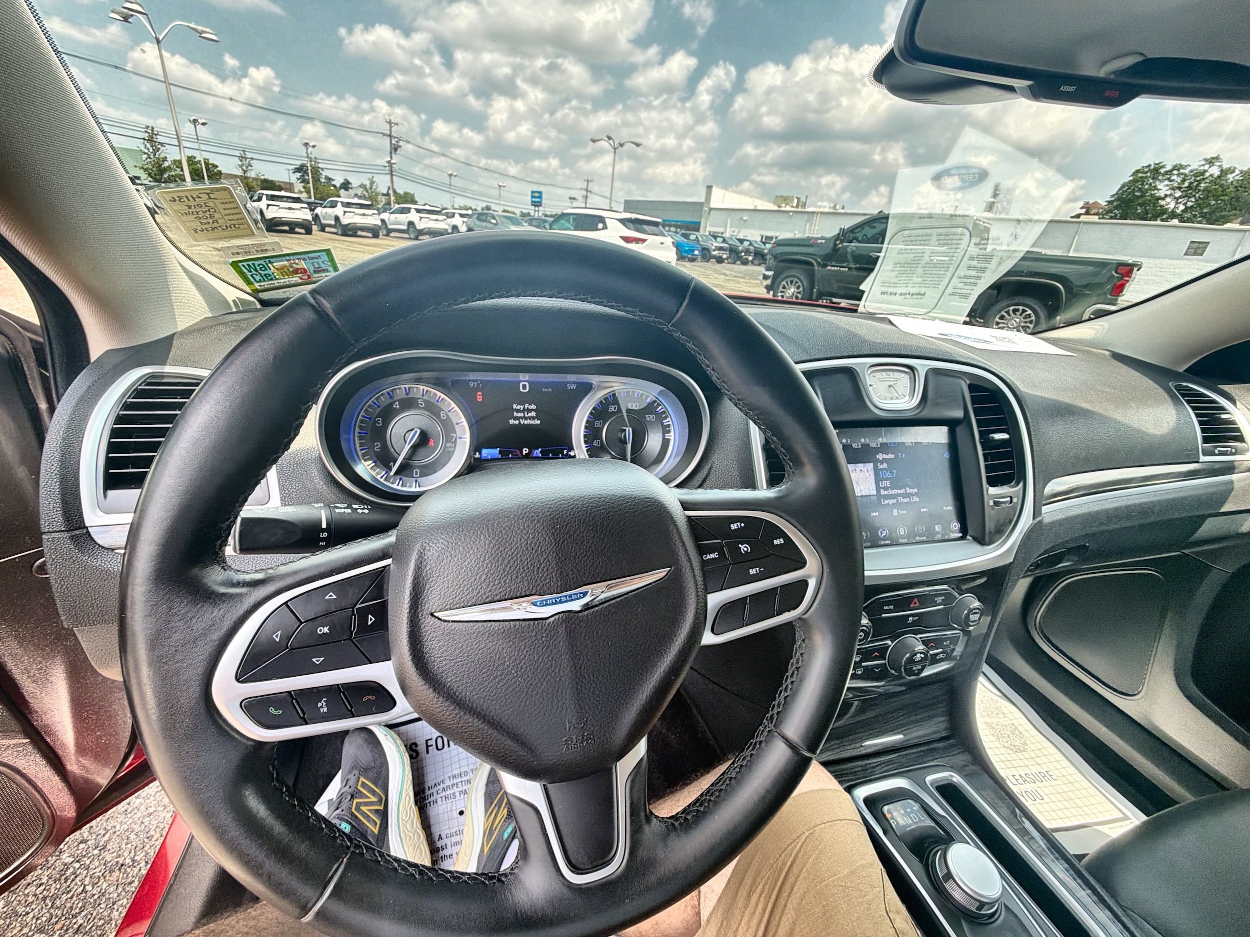 2018 Chrysler 300 Touring - Photo 11