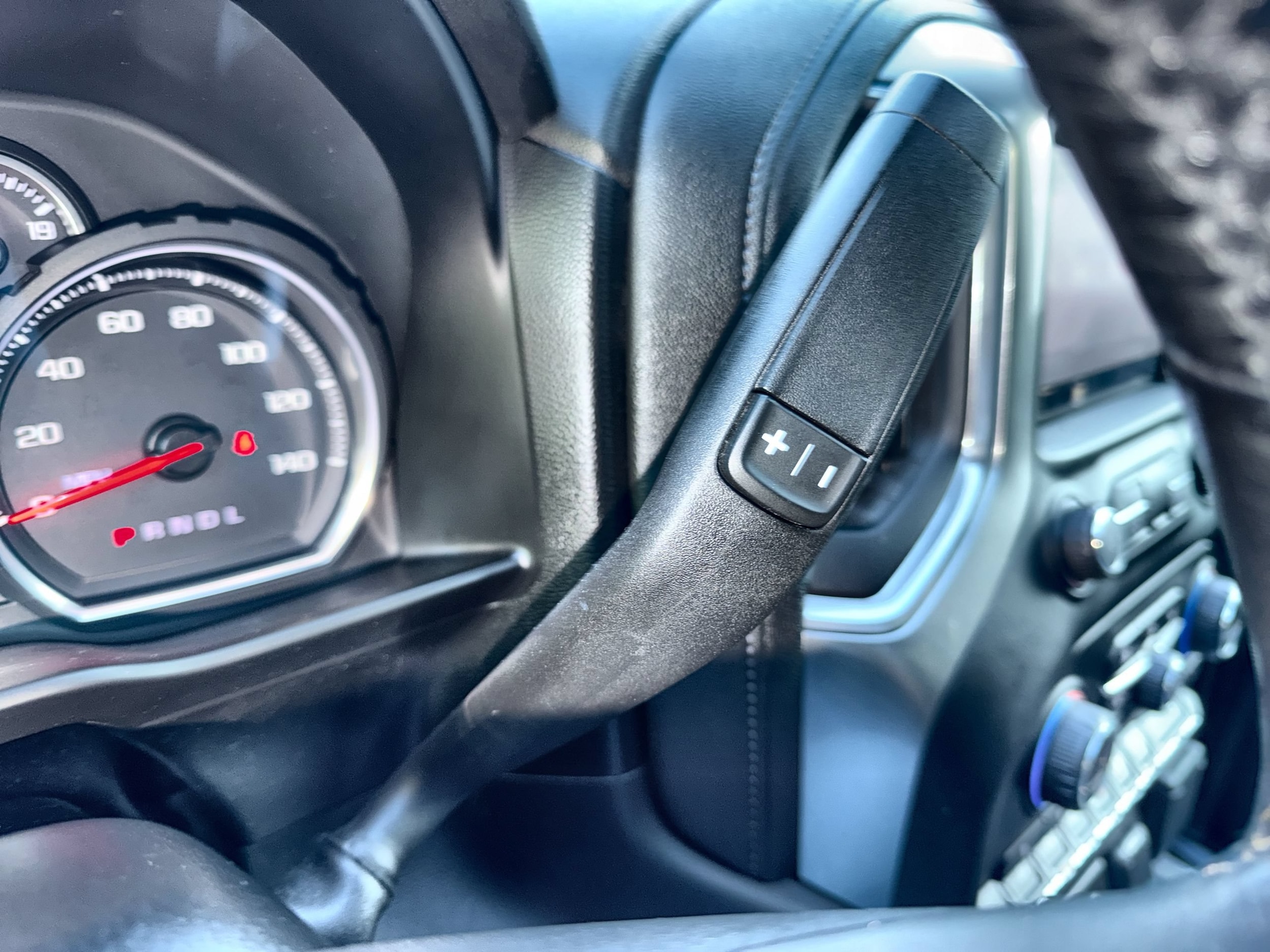 2019 Chevrolet Silverado 1500 RST - Photo 16