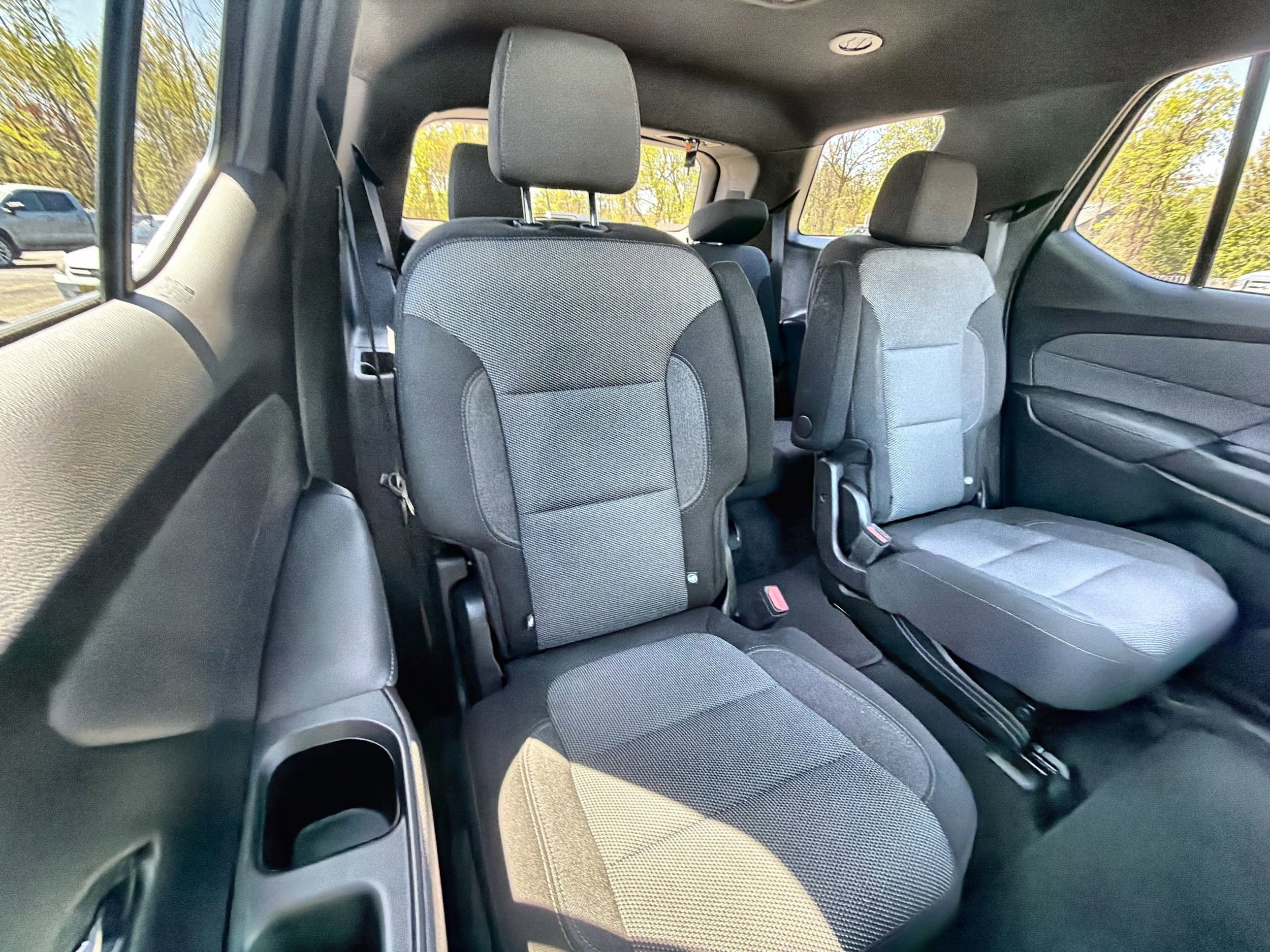 2023 Chevrolet Traverse 1LT - Photo 28