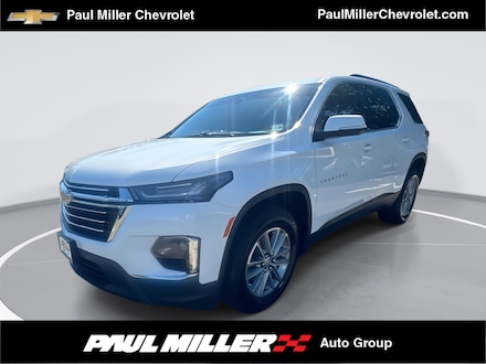2023 Chevrolet Traverse LT Leather SUV