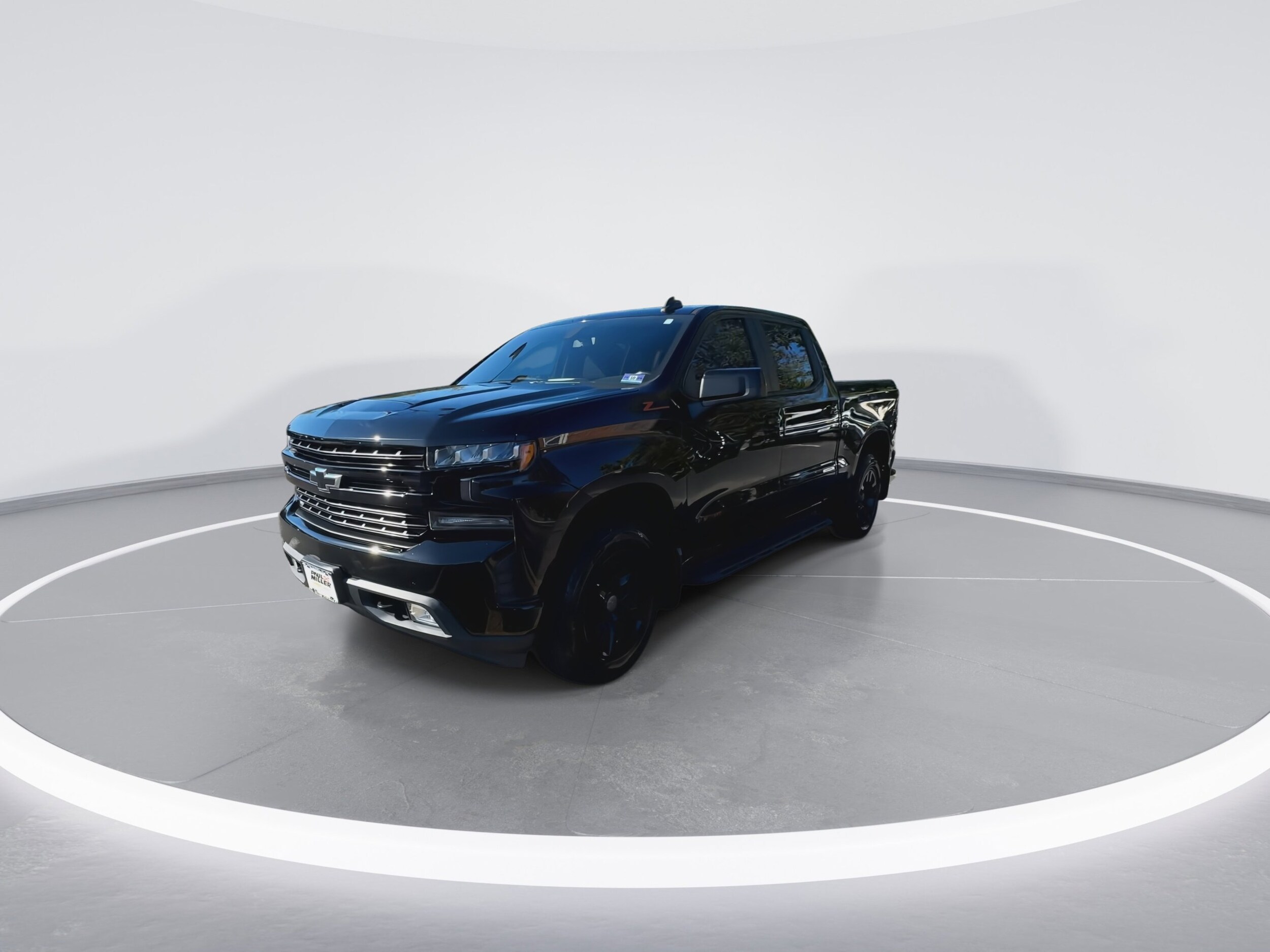 2019 Chevrolet Silverado 1500 RST photo 2