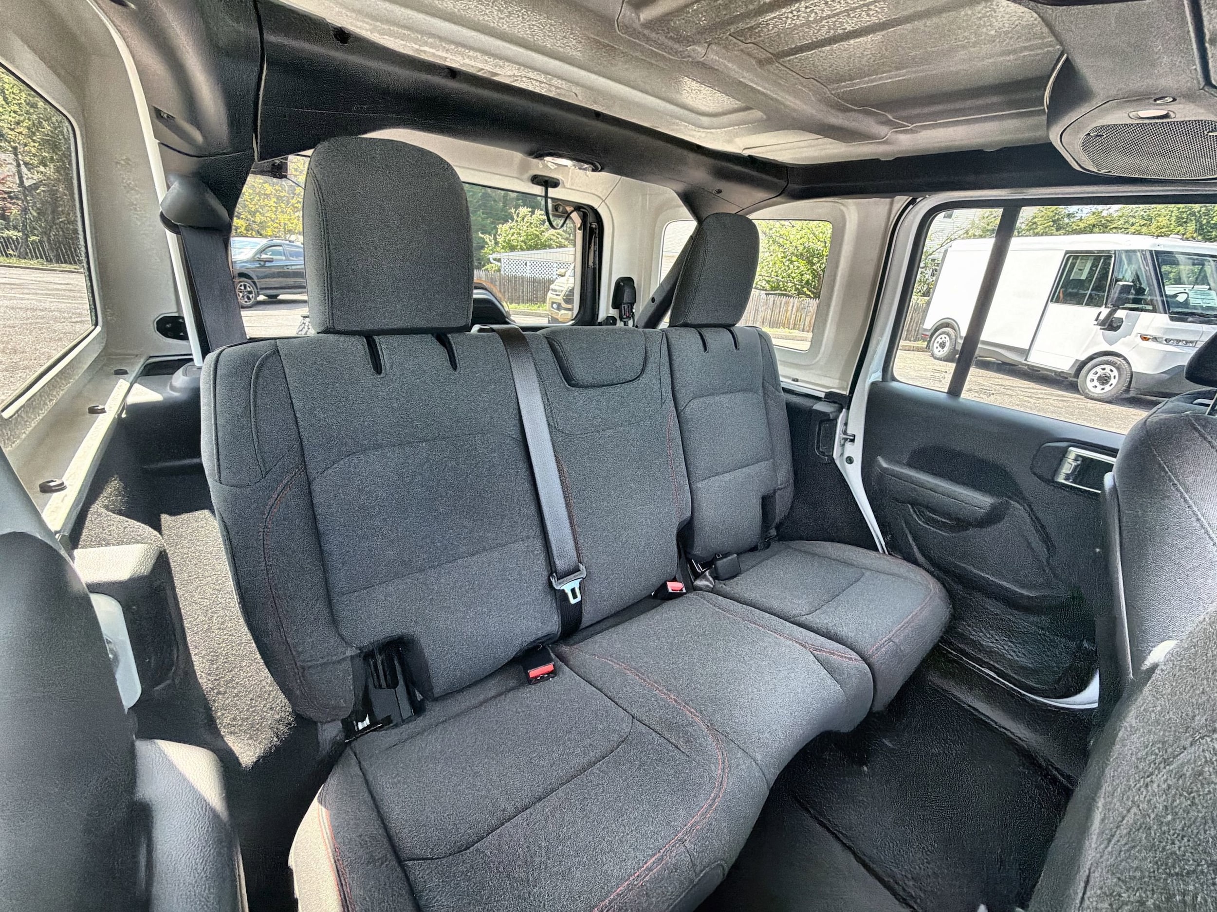 2025 Jeep Wrangler 4-Door Rubicon - Photo 28