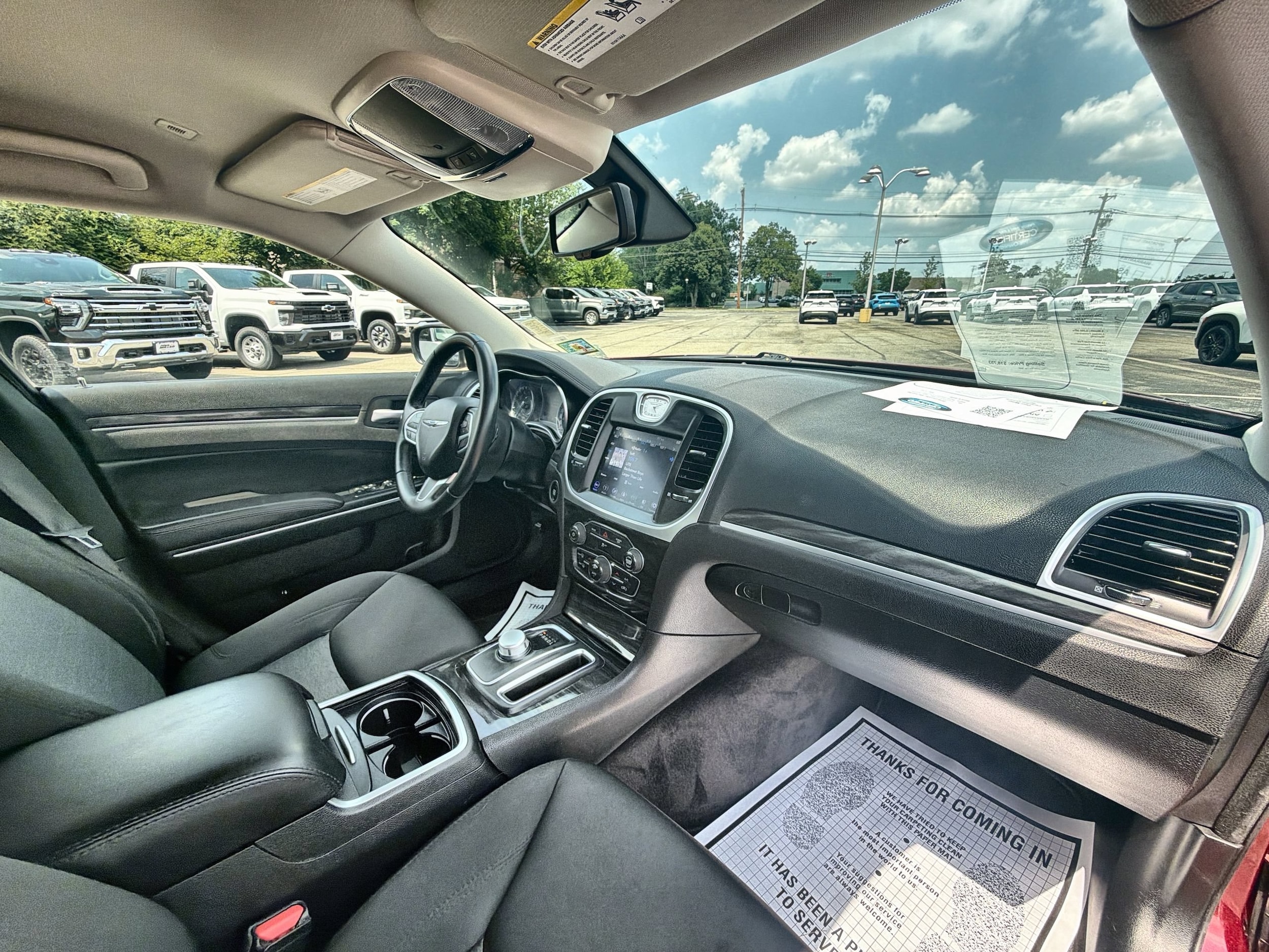 2018 Chrysler 300 Touring - Photo 30