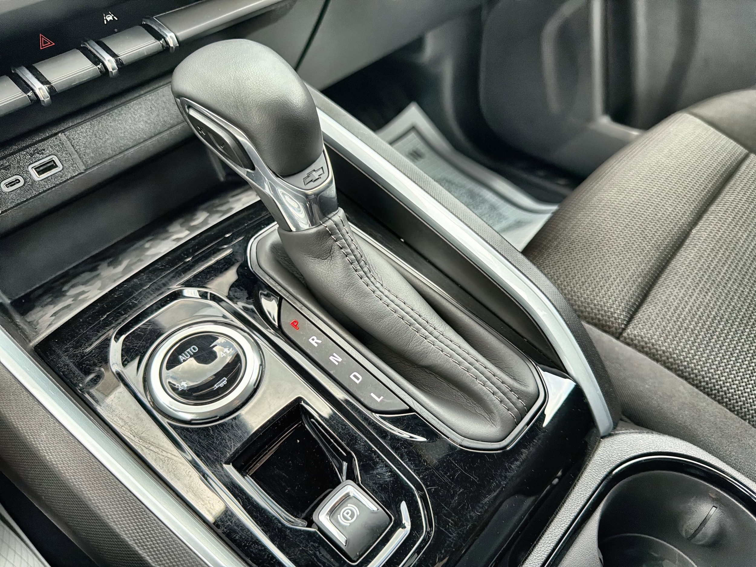 2026 Chevrolet Colorado LT - Photo 16