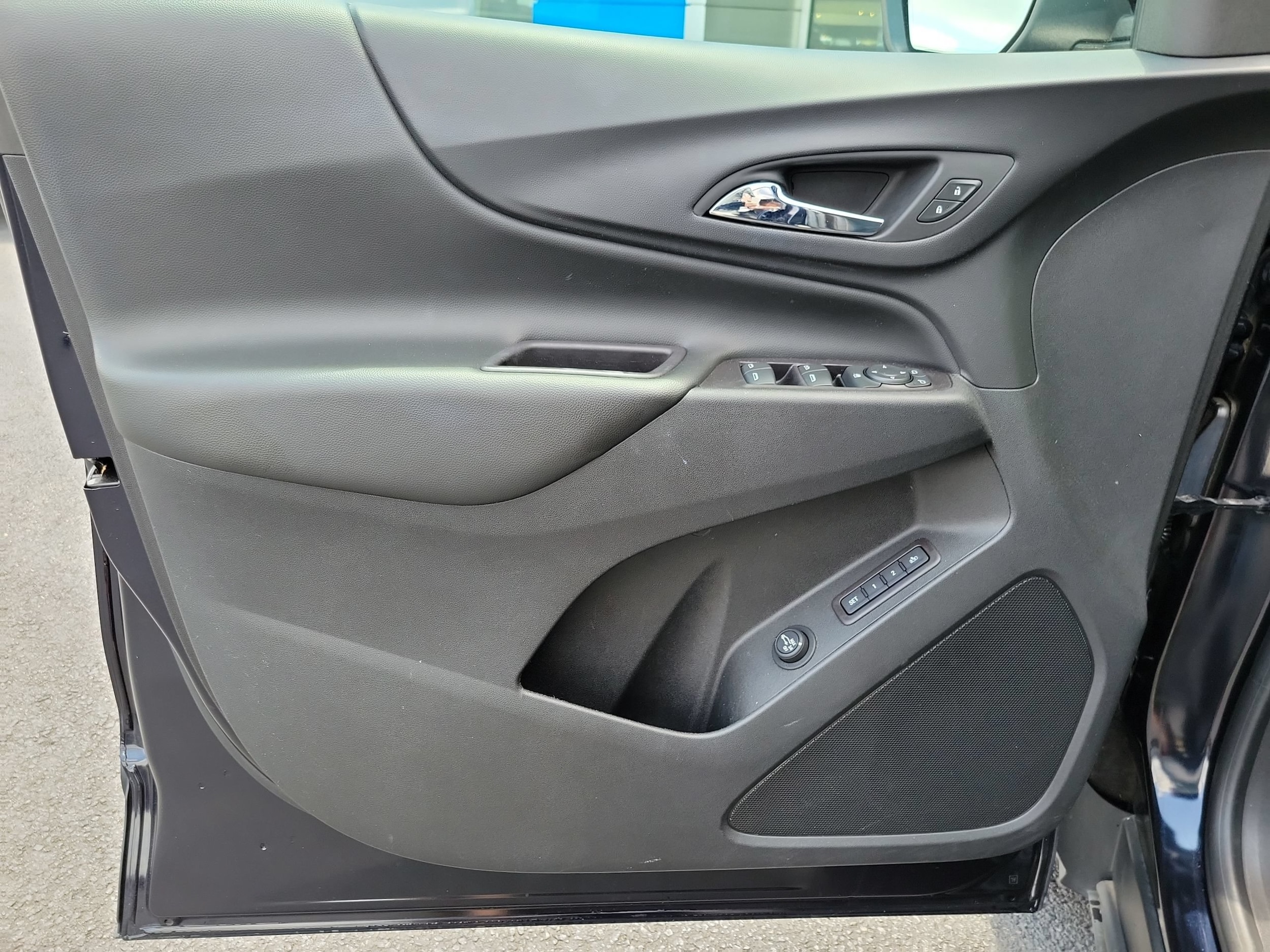 2020 Chevrolet Equinox LT - Photo 21
