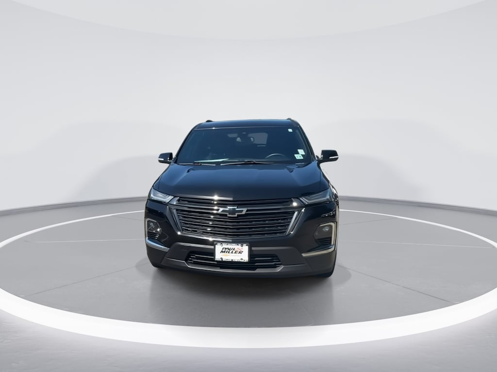 Used 2023 Chevrolet Traverse LT Cloth SUV