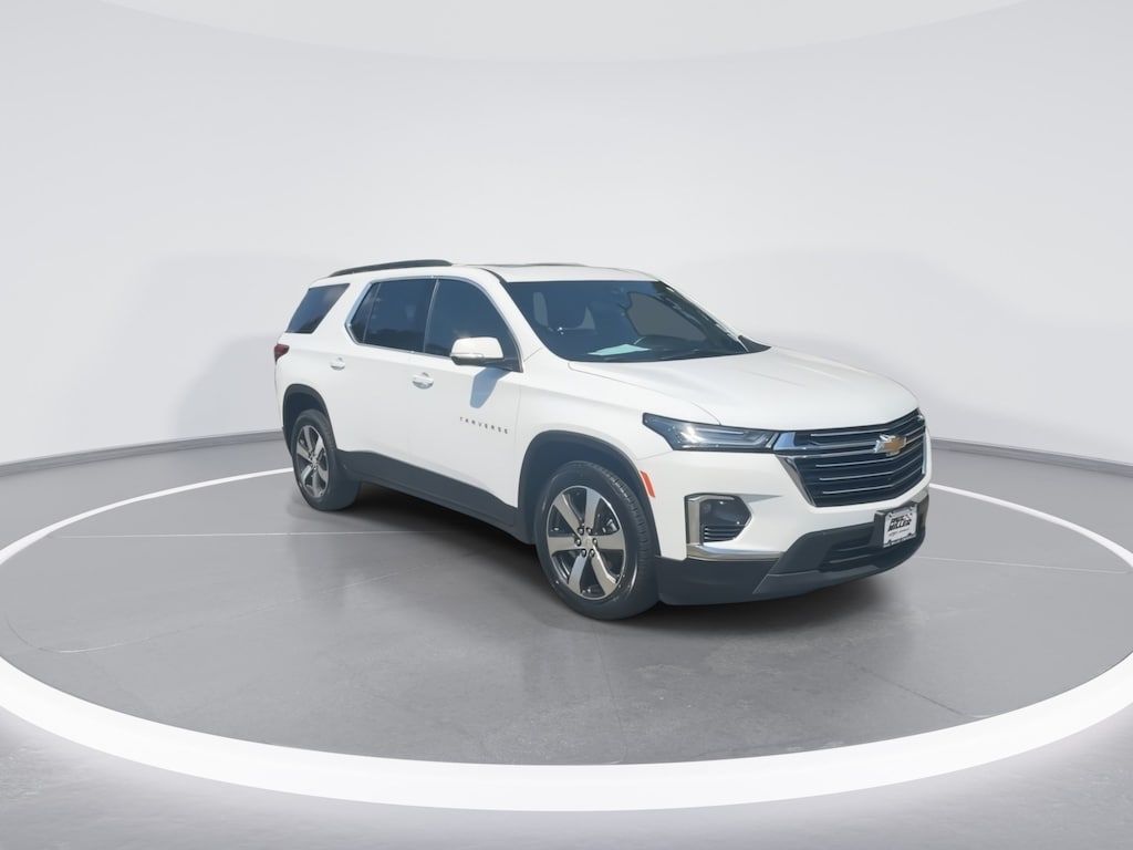 Used 2023 Chevrolet Traverse LT Leather SUV