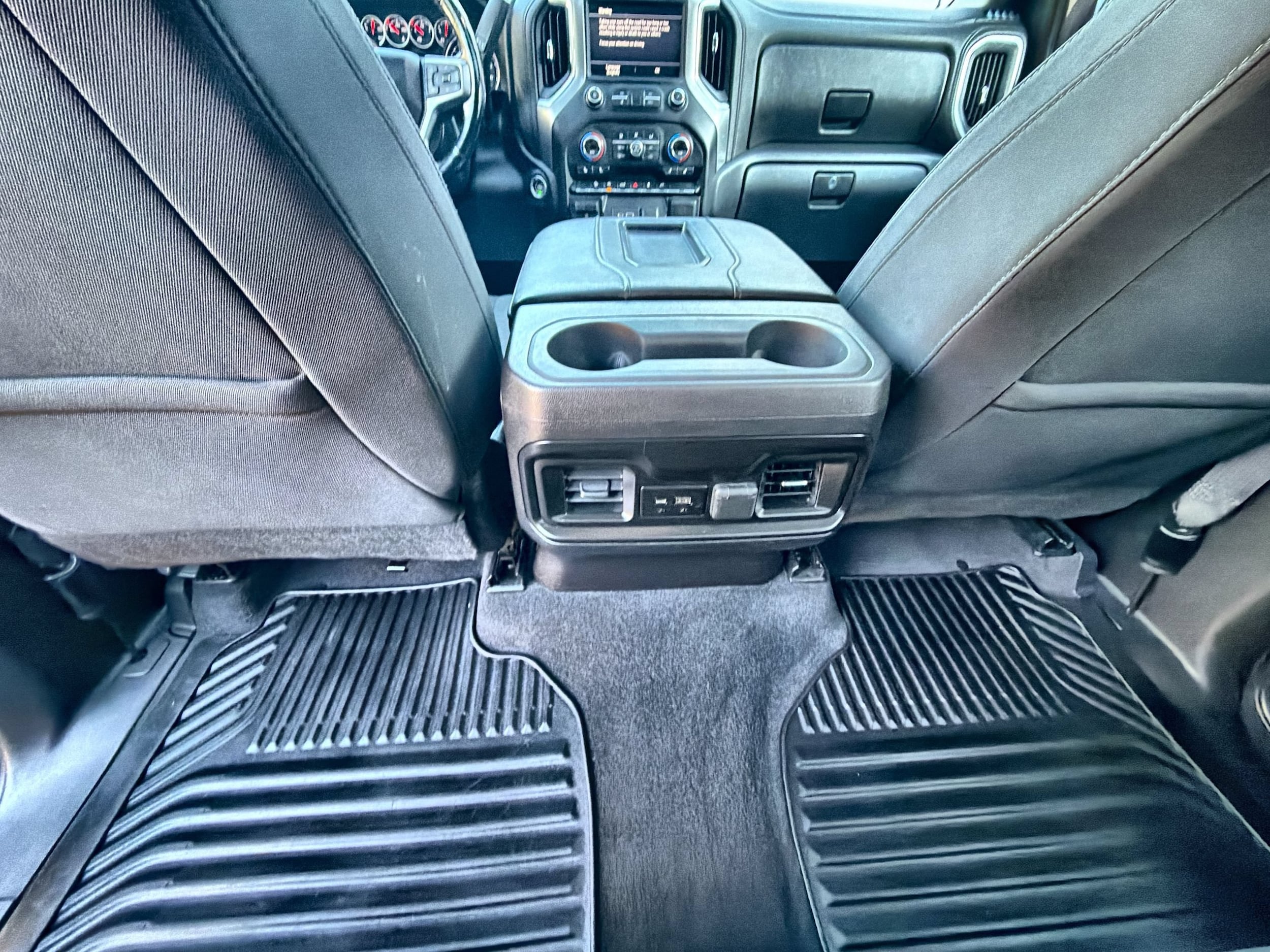 2019 Chevrolet Silverado 1500 RST - Photo 22