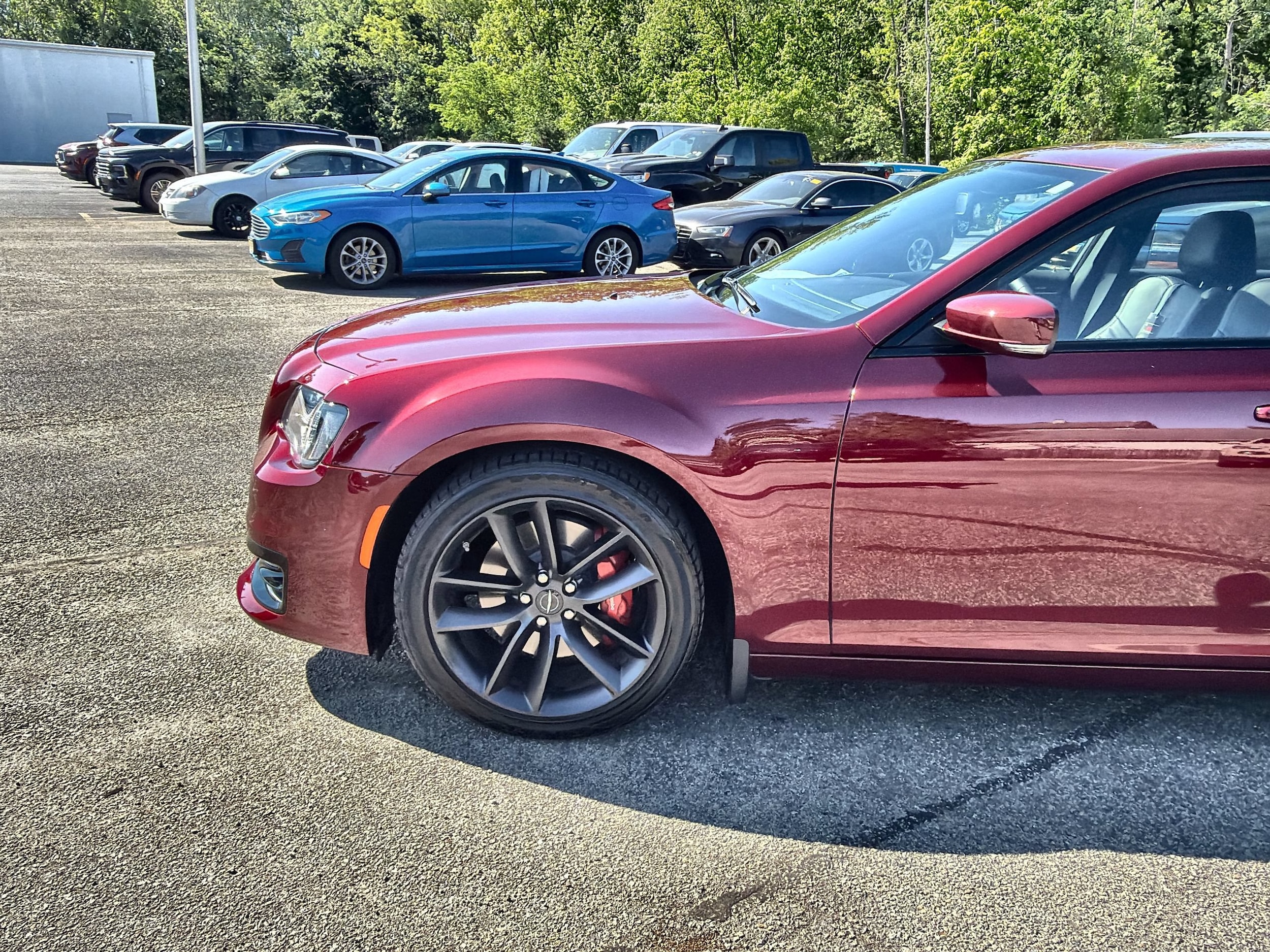 2023 Chrysler 300 C - Photo 34