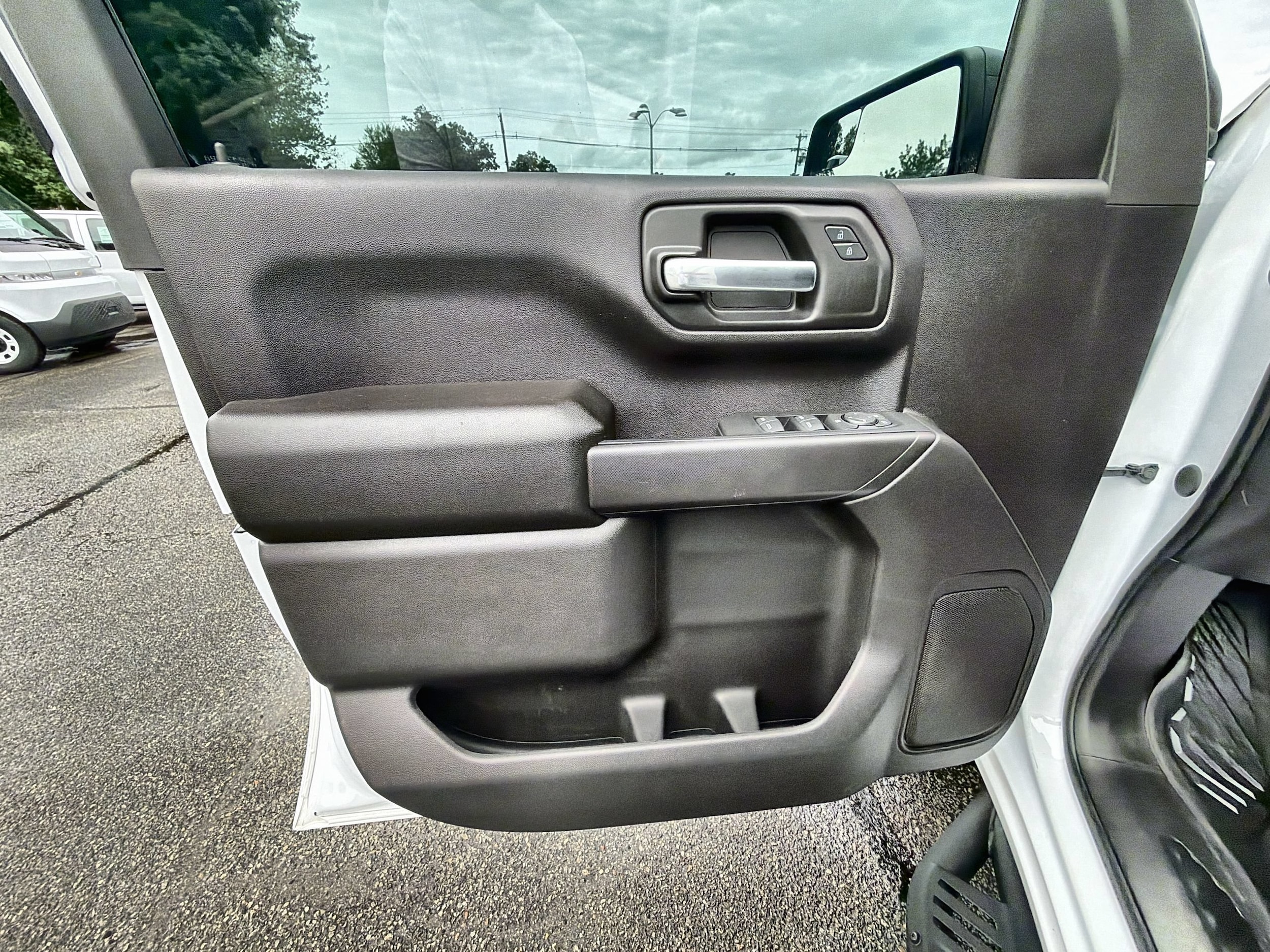 2024 Chevrolet Silverado 1500 Custom - Photo 23