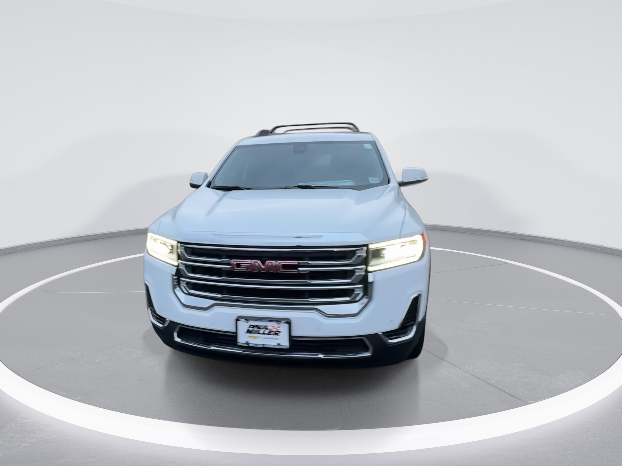 2023 Gmc Acadia SLE photo 2