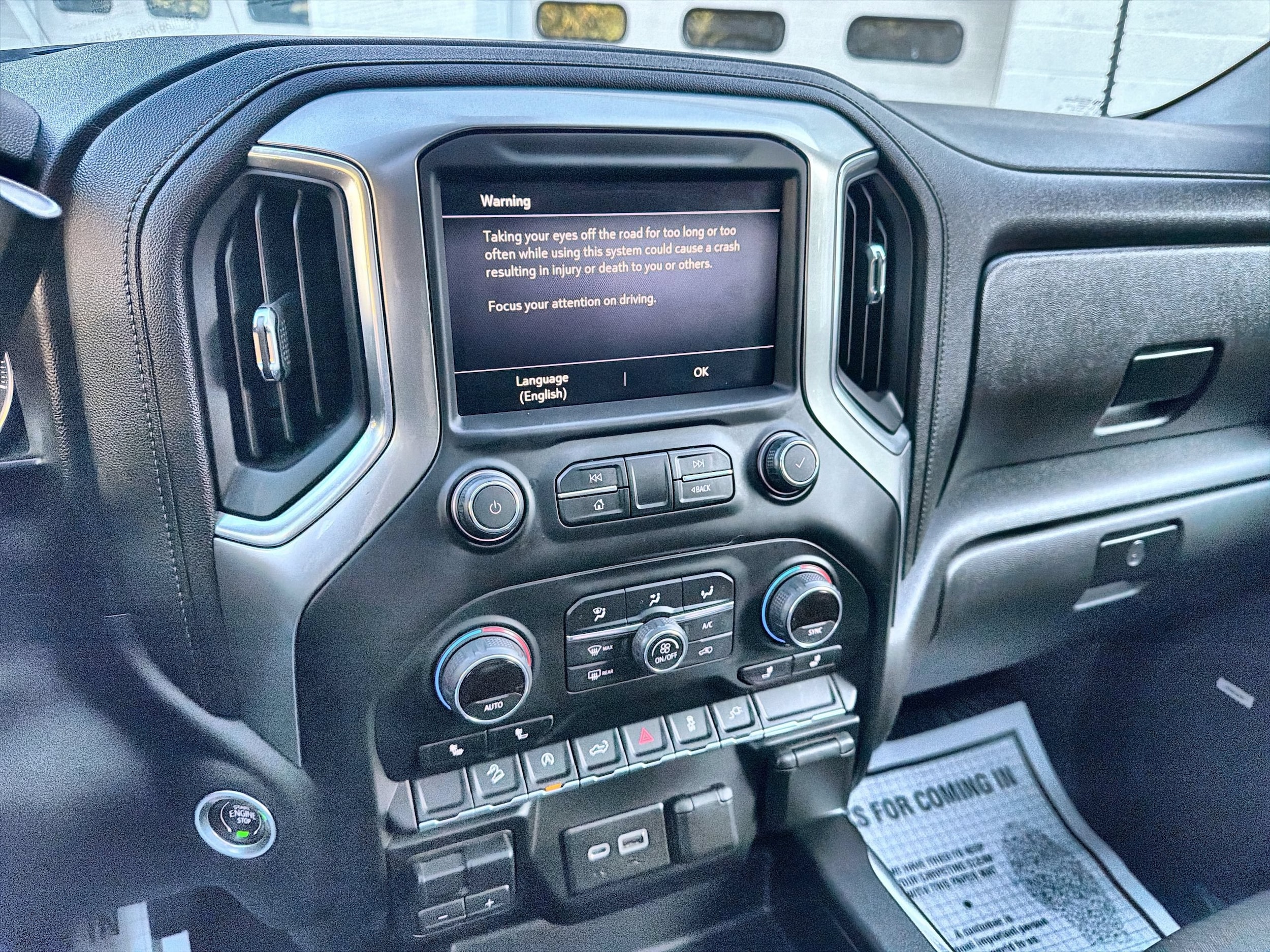 2019 Chevrolet Silverado 1500 RST - Photo 13