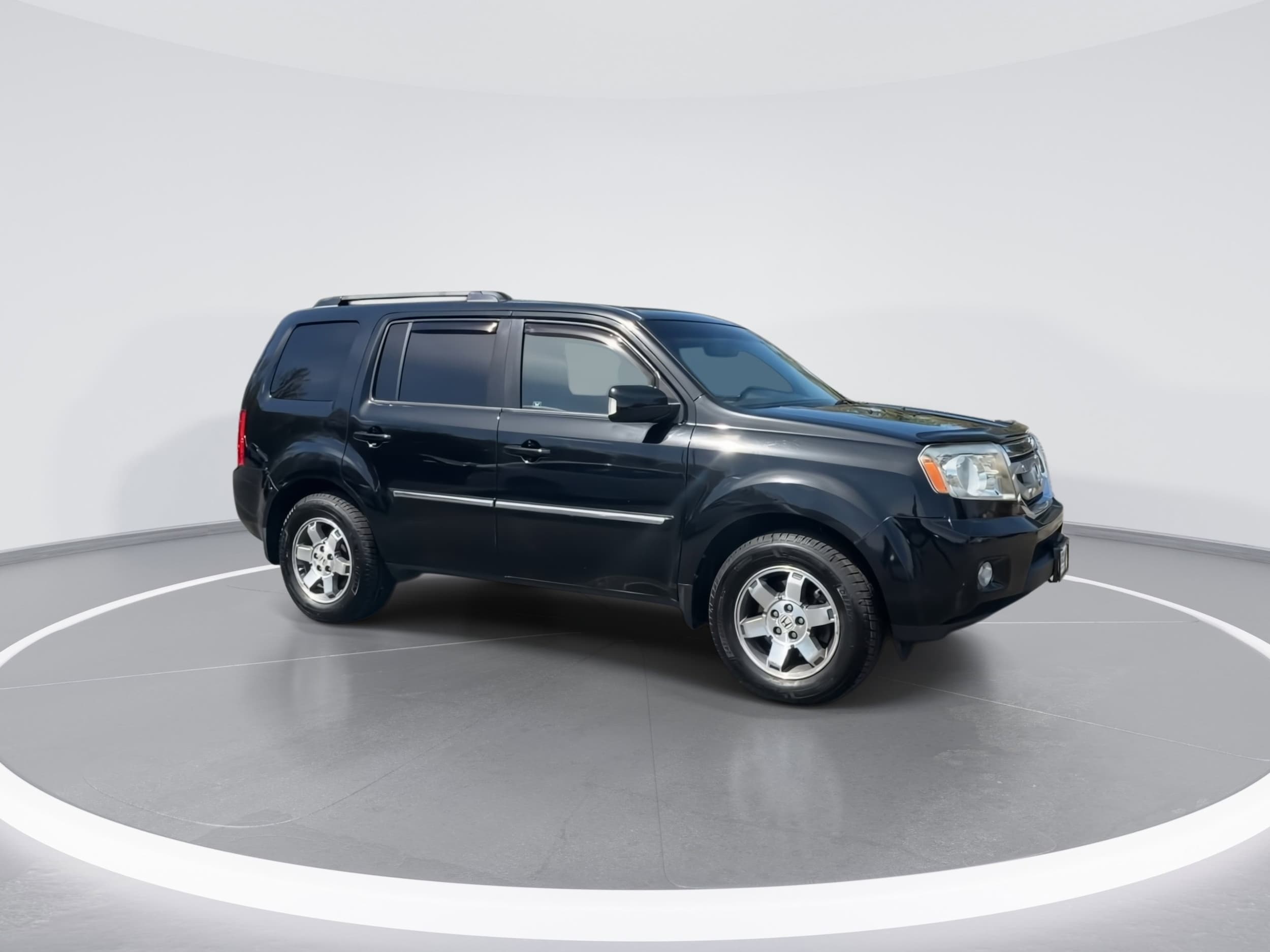 Used 2010 Honda Pilot Touring with VIN 5FNYF4H83AB005876 for sale in West Caldwell, NJ