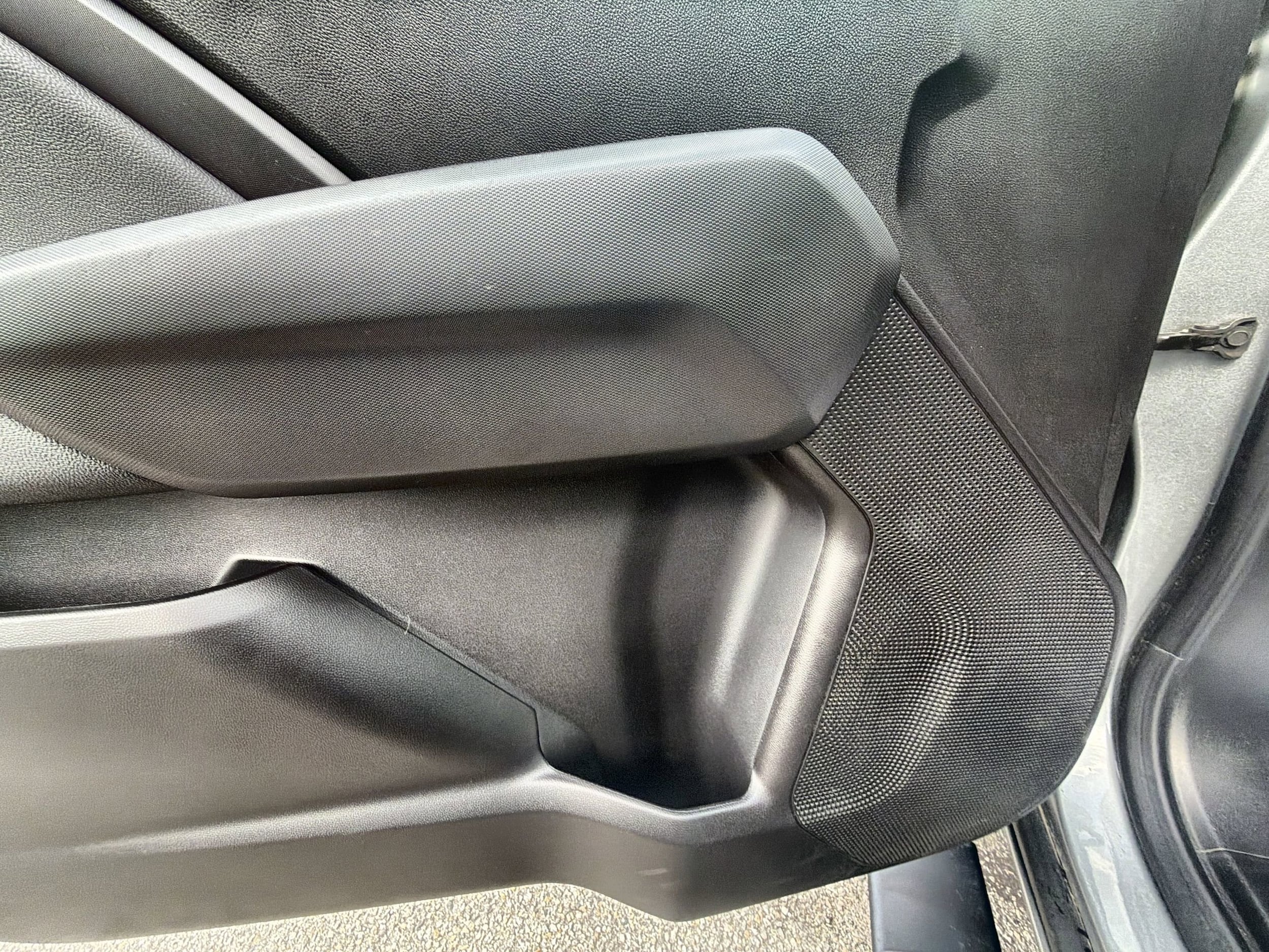 2026 Chevrolet Colorado LT - Photo 25