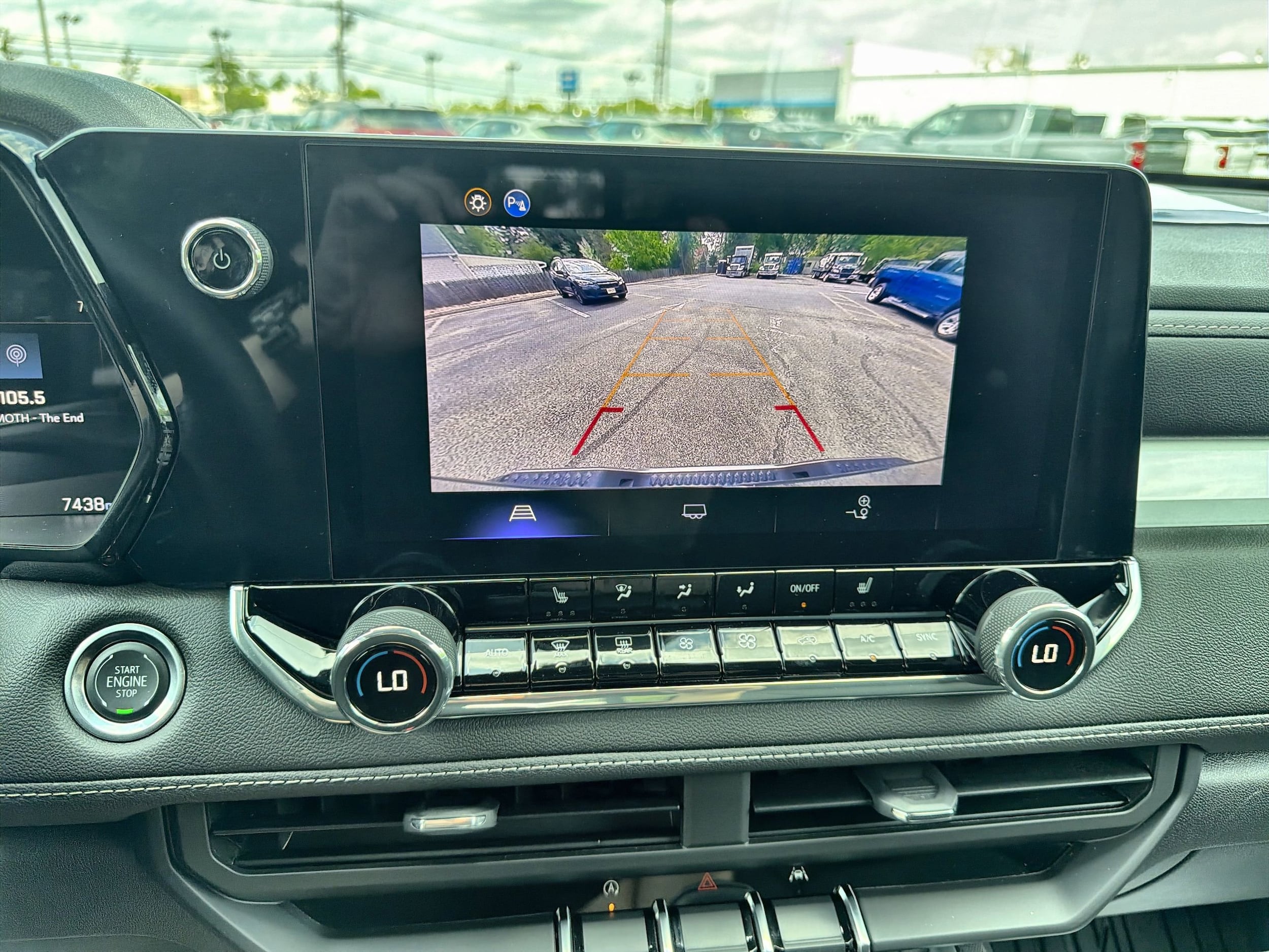 2026 Chevrolet Colorado LT - Photo 15