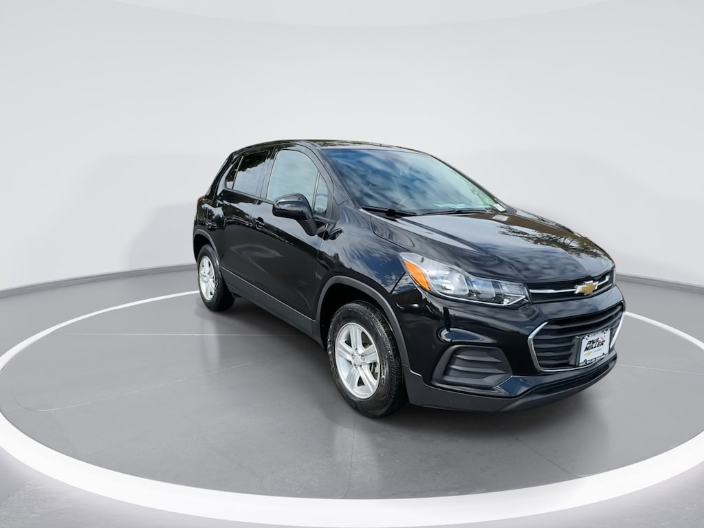 Used 2022 Chevrolet Trax LS SUV