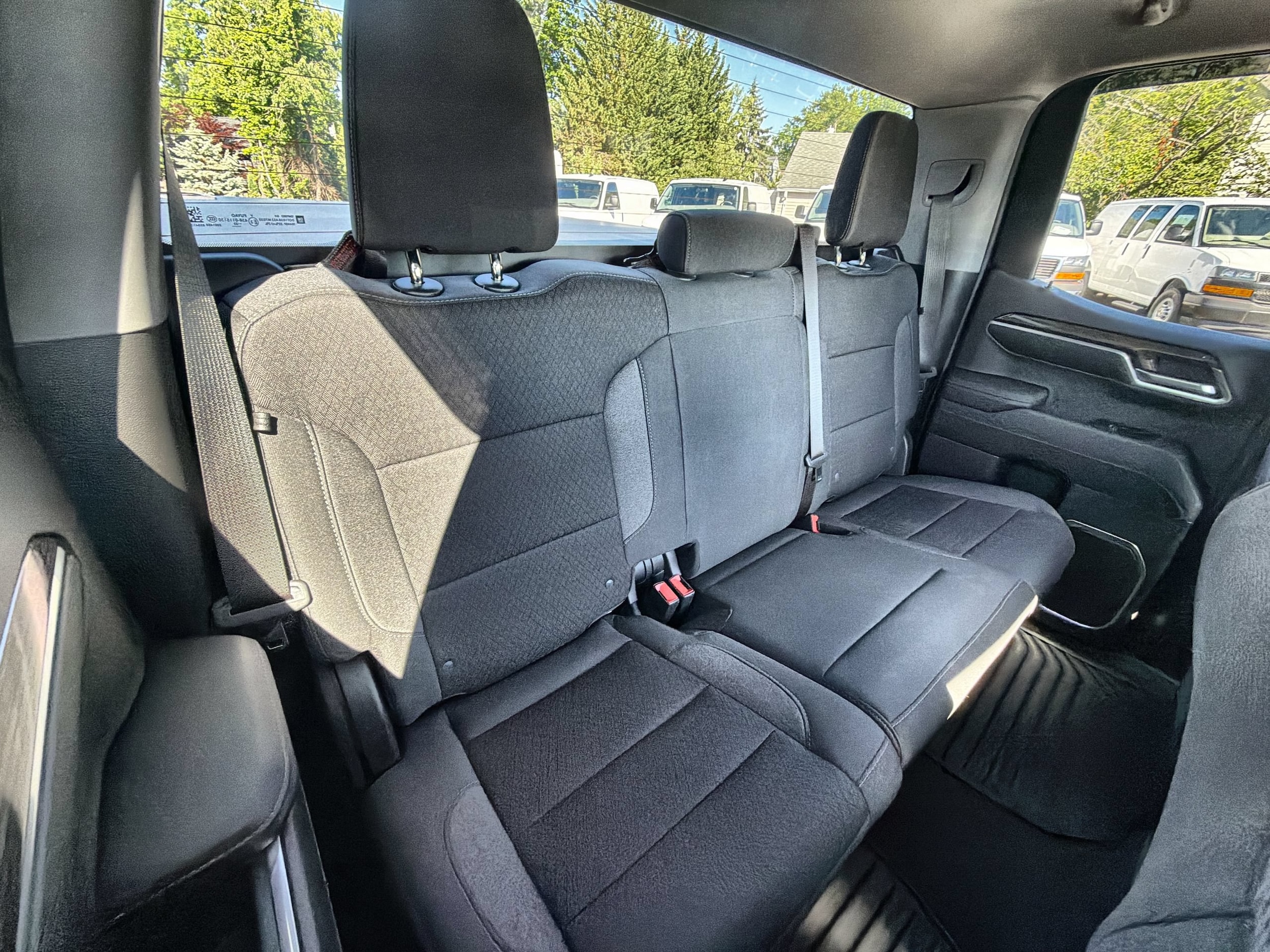 2023 Chevrolet Silverado 1500 LT - Photo 28