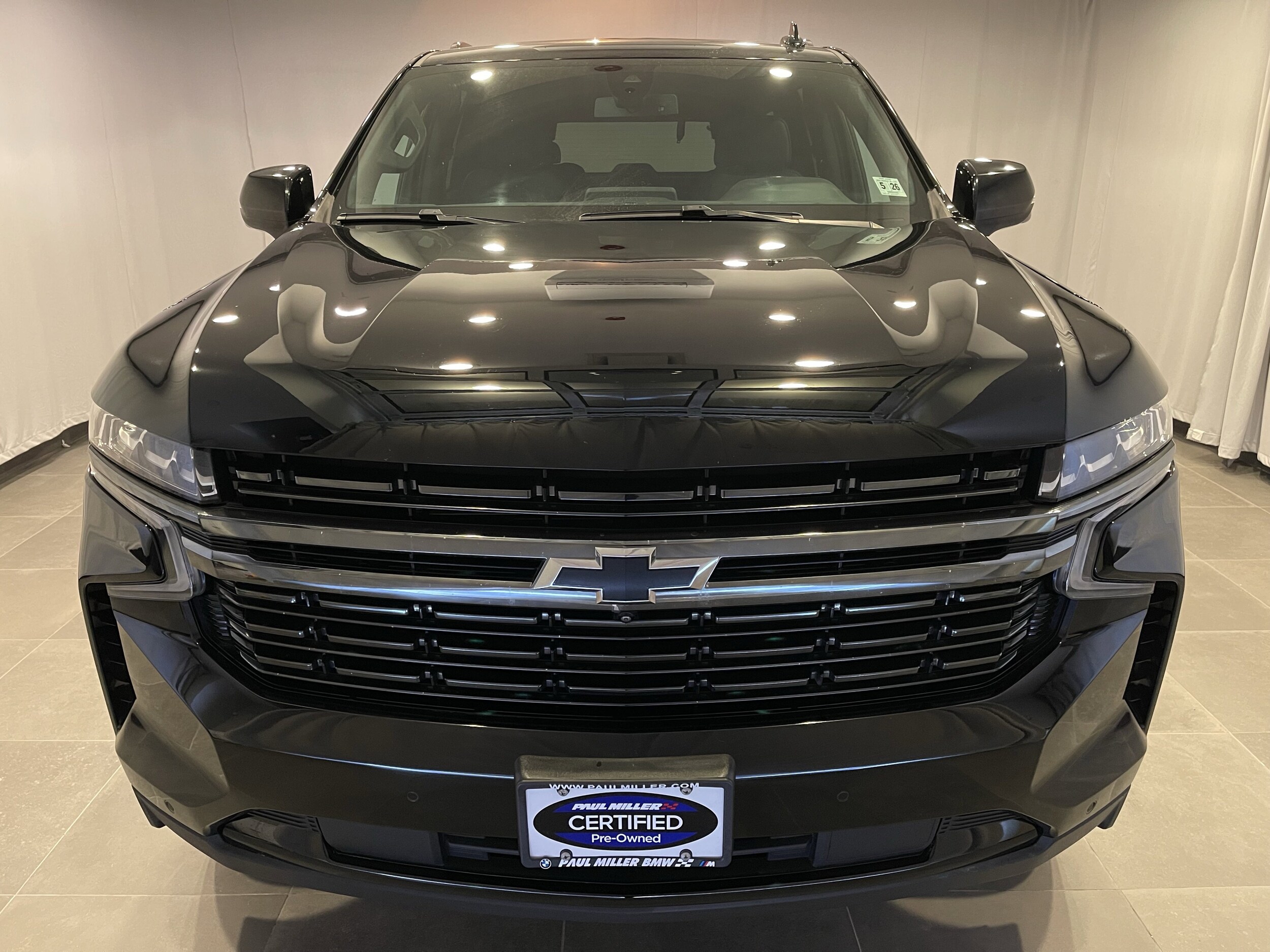2021 Chevrolet Tahoe RST photo 2