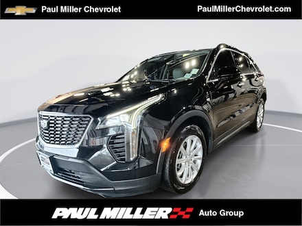 2023 CADILLAC XT4 Luxury SUV