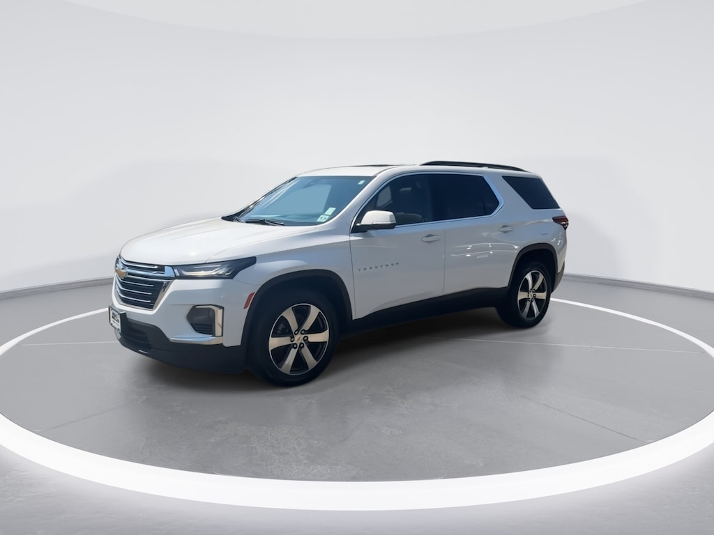 Used 2023 Chevrolet Traverse LT Leather SUV