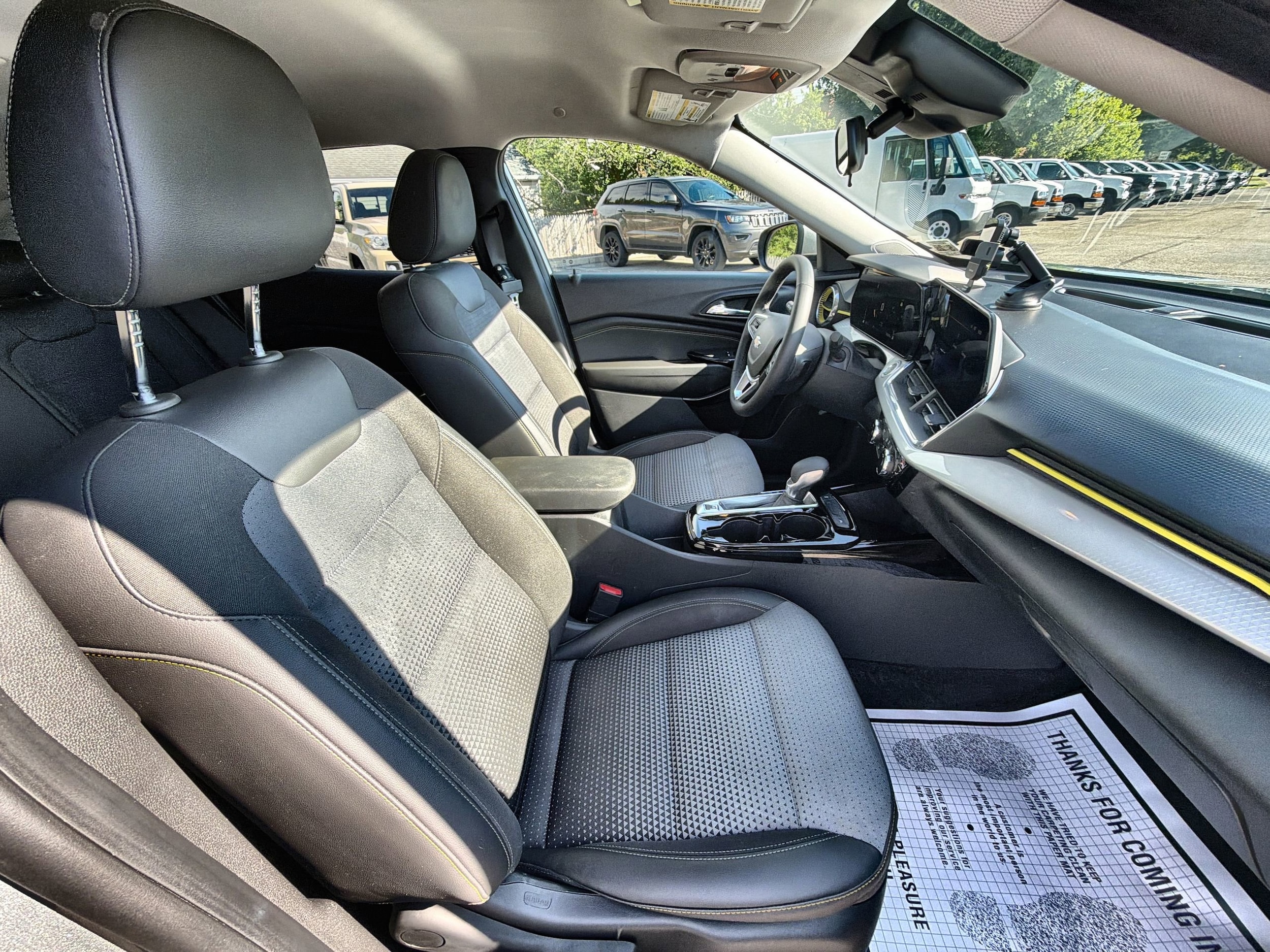 2024 Chevrolet Trax LT - Photo 29