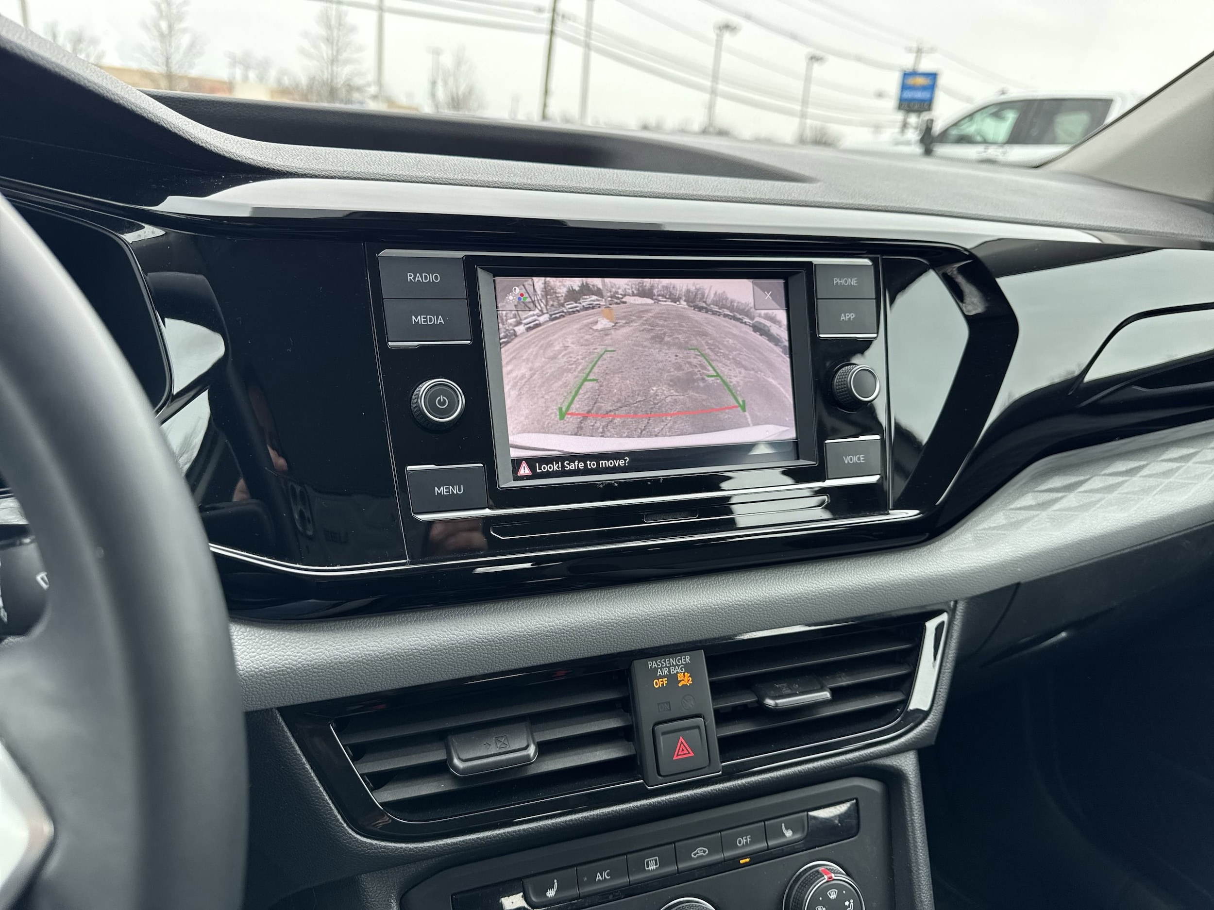 2022 Volkswagen Taos S - Photo 15