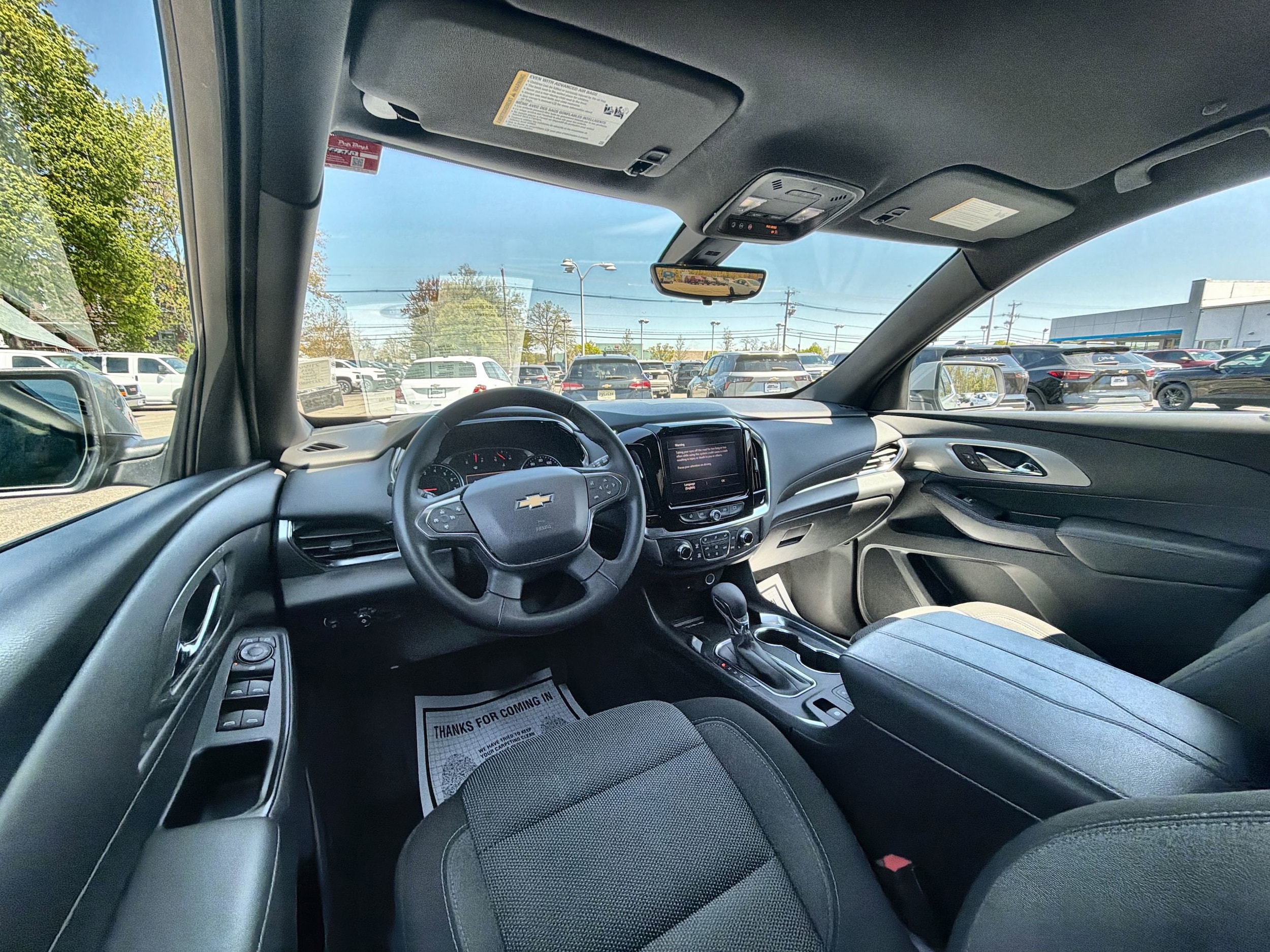 2023 Chevrolet Traverse 1LT - Photo 10