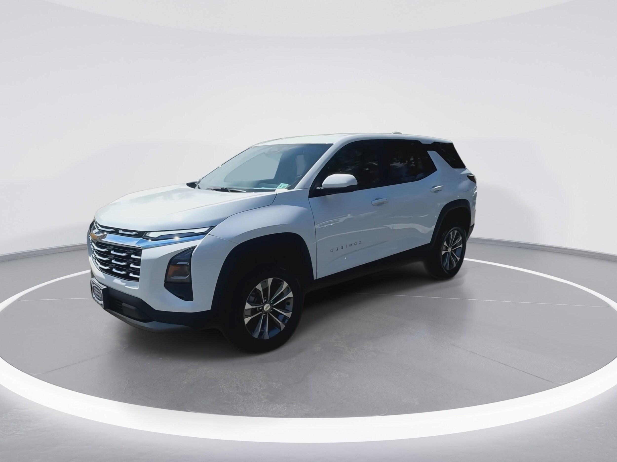 2025 Chevrolet Equinox LT photo 4