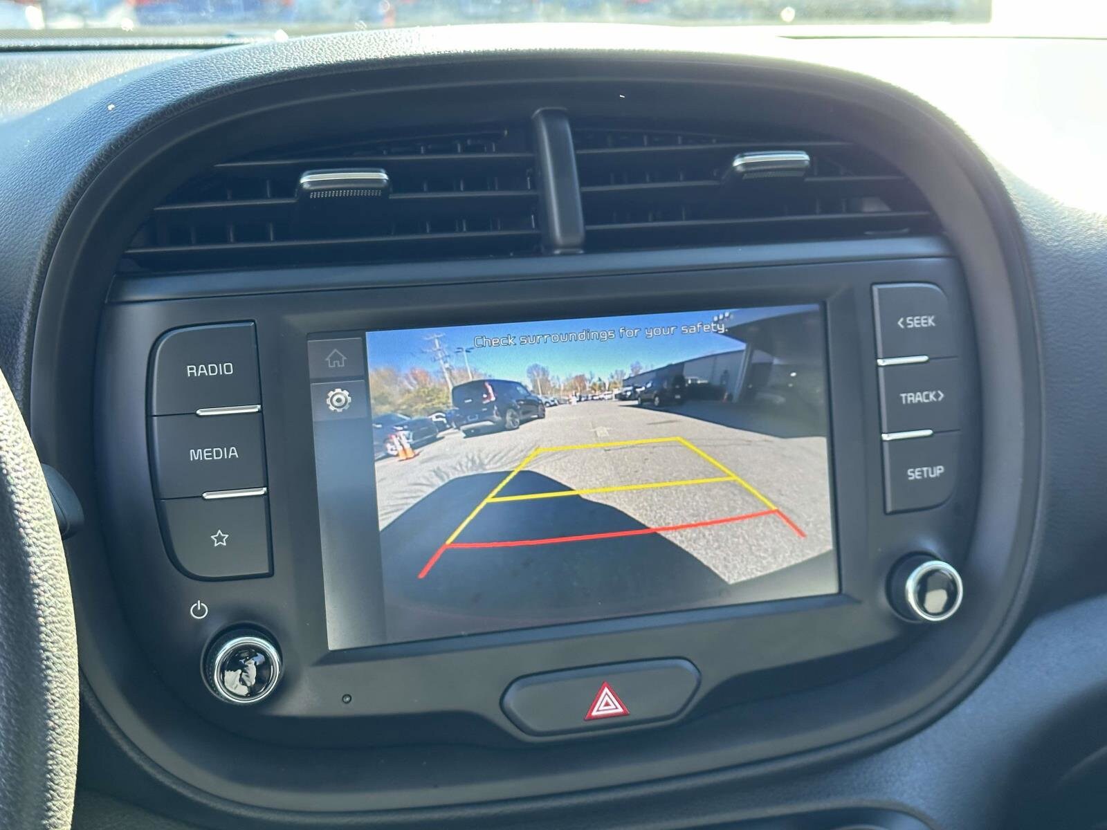 2025 Kia Soul LX photo 4