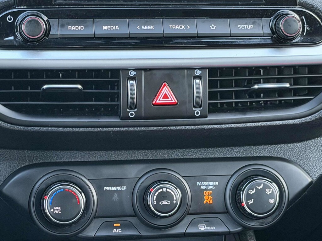 Used 2023 Kia Forte LXS 4D Sedan