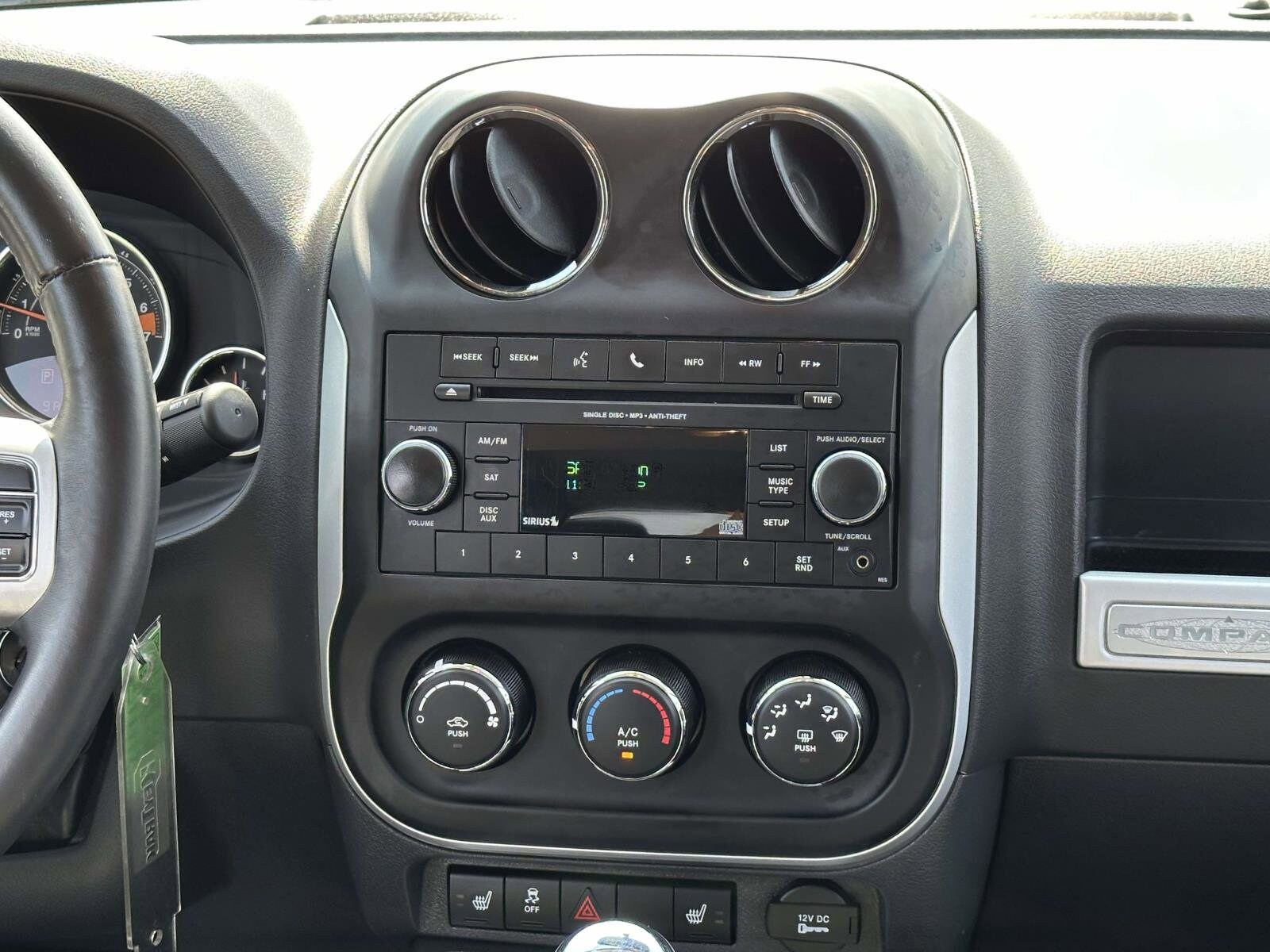 2016 Jeep Compass High Altitude photo 3