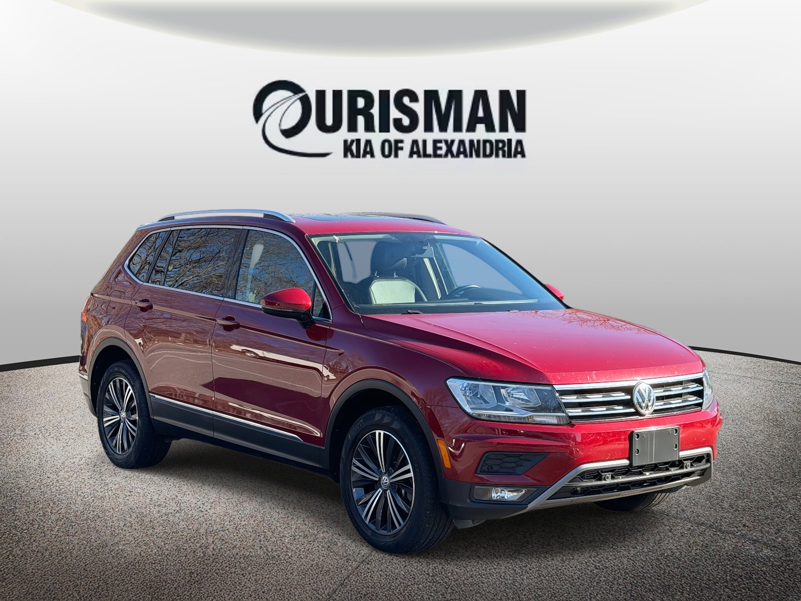 2019 Volkswagen Tiguan SEL's photo